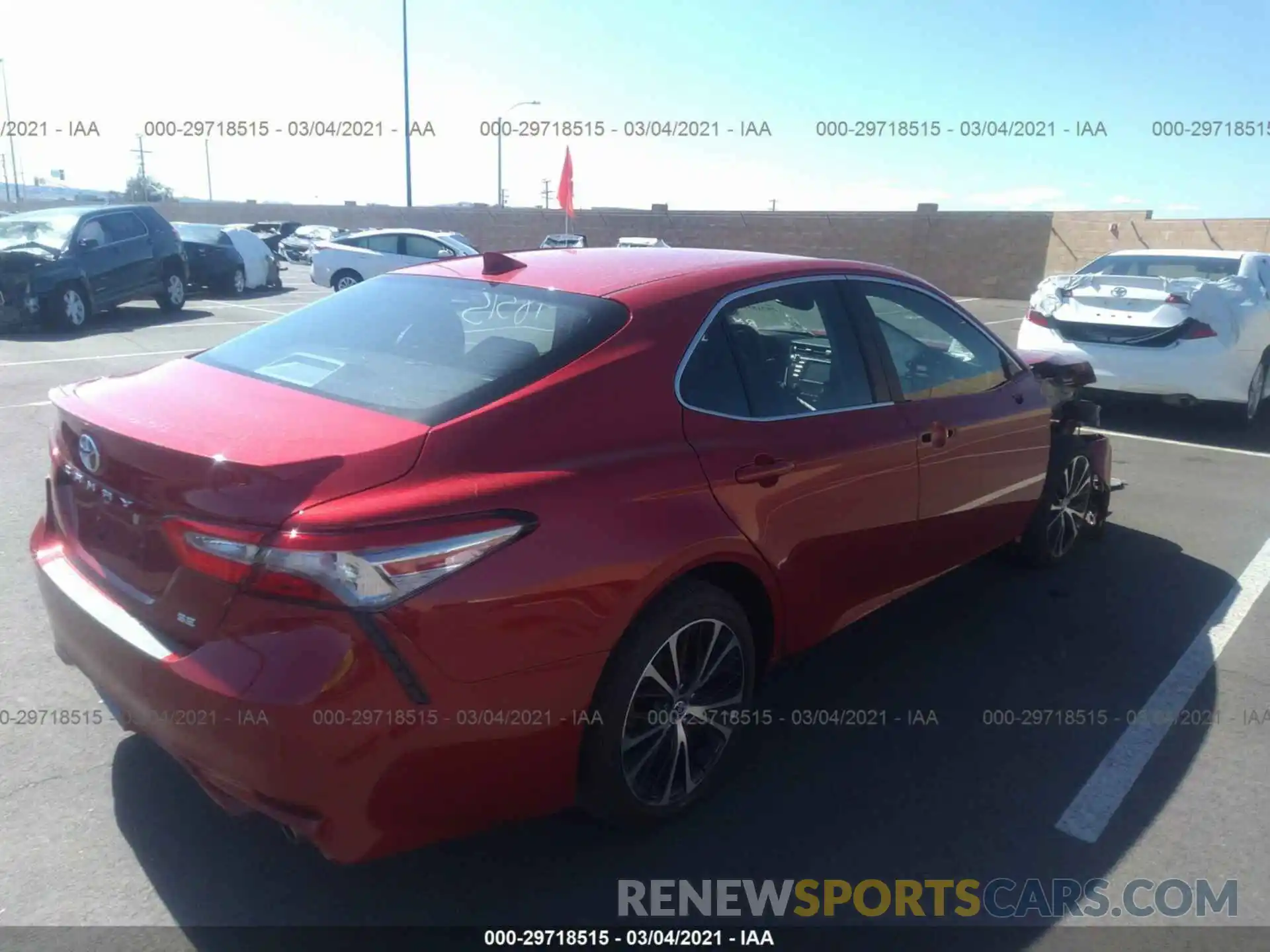 4 Photograph of a damaged car 4T1B11HKXKU175090 TOYOTA CAMRY 2019