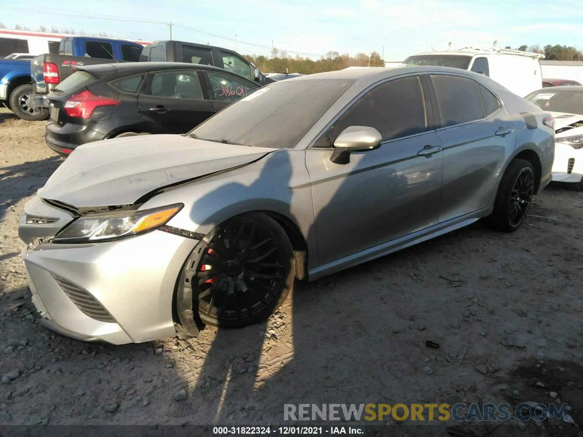 2 Photograph of a damaged car 4T1B11HKXKU175154 TOYOTA CAMRY 2019