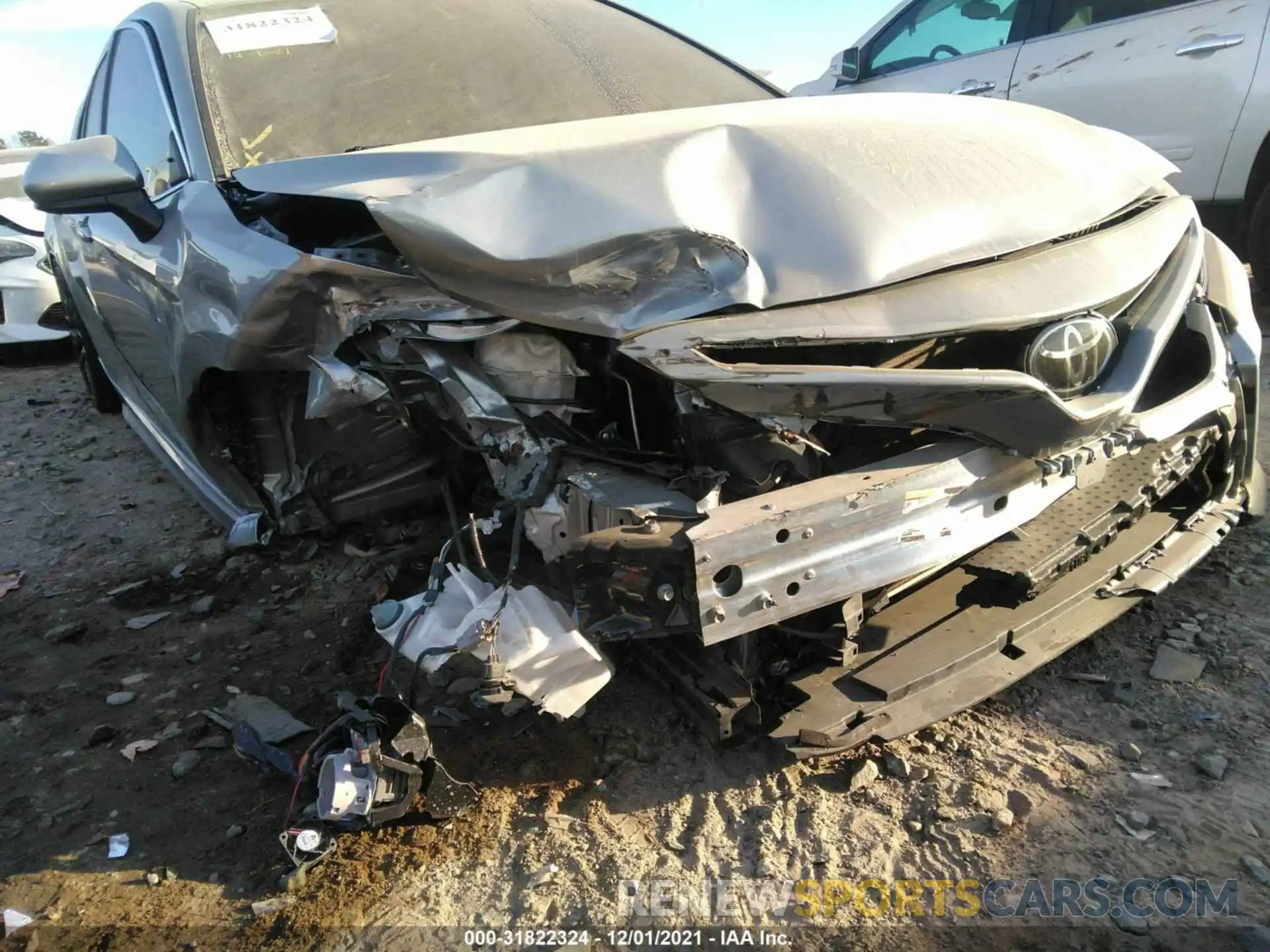 6 Photograph of a damaged car 4T1B11HKXKU175154 TOYOTA CAMRY 2019