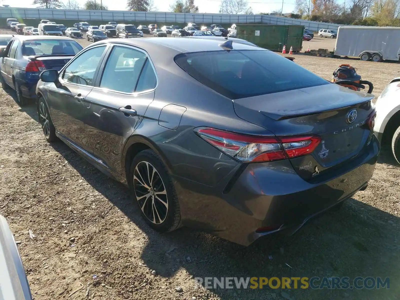 3 Photograph of a damaged car 4T1B11HKXKU175929 TOYOTA CAMRY 2019