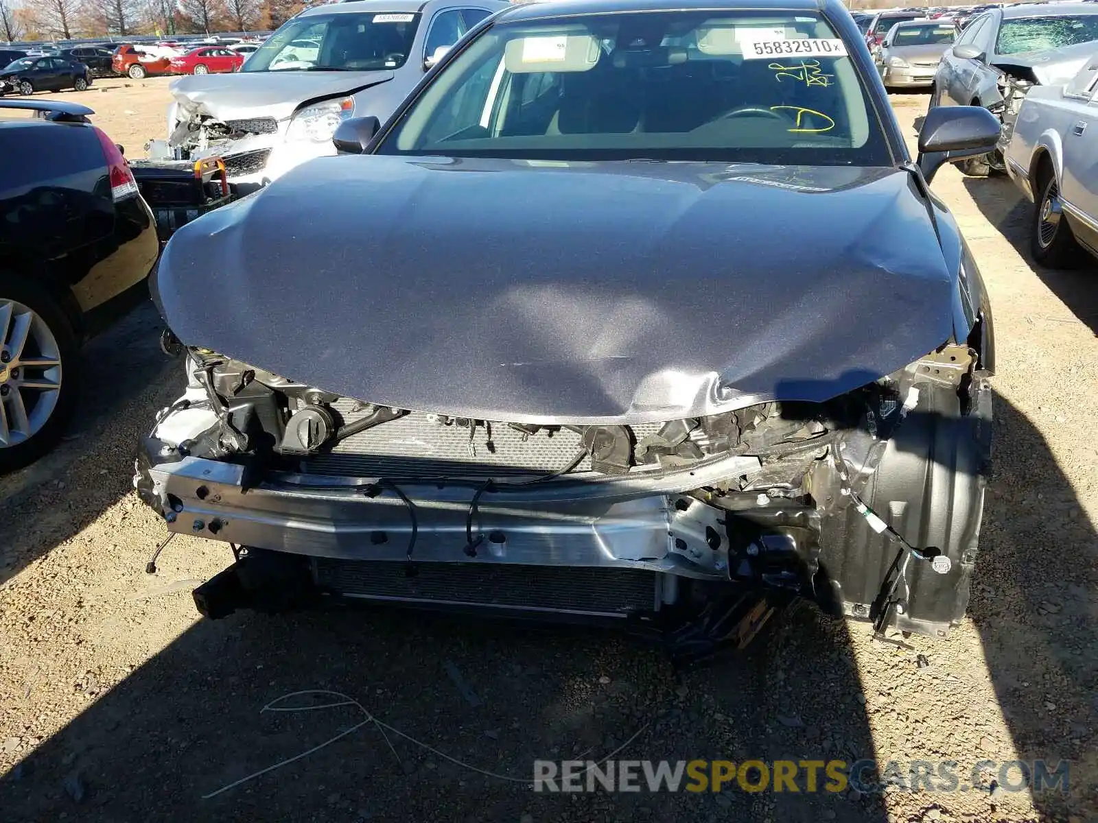 9 Photograph of a damaged car 4T1B11HKXKU175929 TOYOTA CAMRY 2019