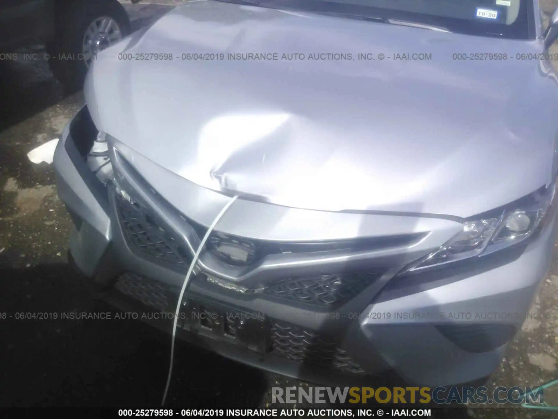 6 Photograph of a damaged car 4T1B11HKXKU176076 TOYOTA CAMRY 2019