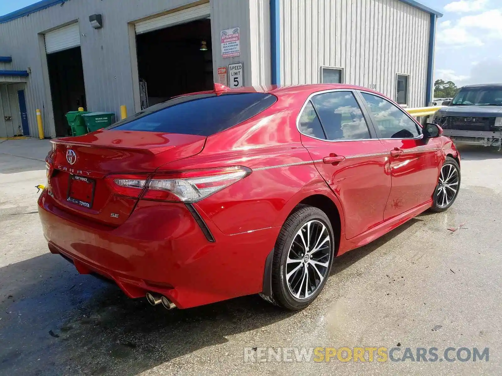 4 Photograph of a damaged car 4T1B11HKXKU176448 TOYOTA CAMRY 2019