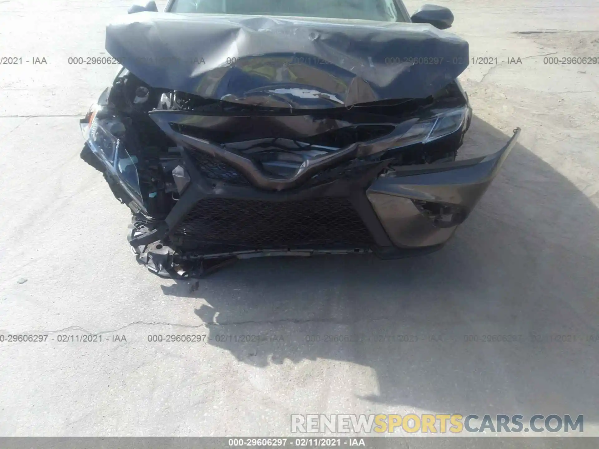 6 Photograph of a damaged car 4T1B11HKXKU177261 TOYOTA CAMRY 2019