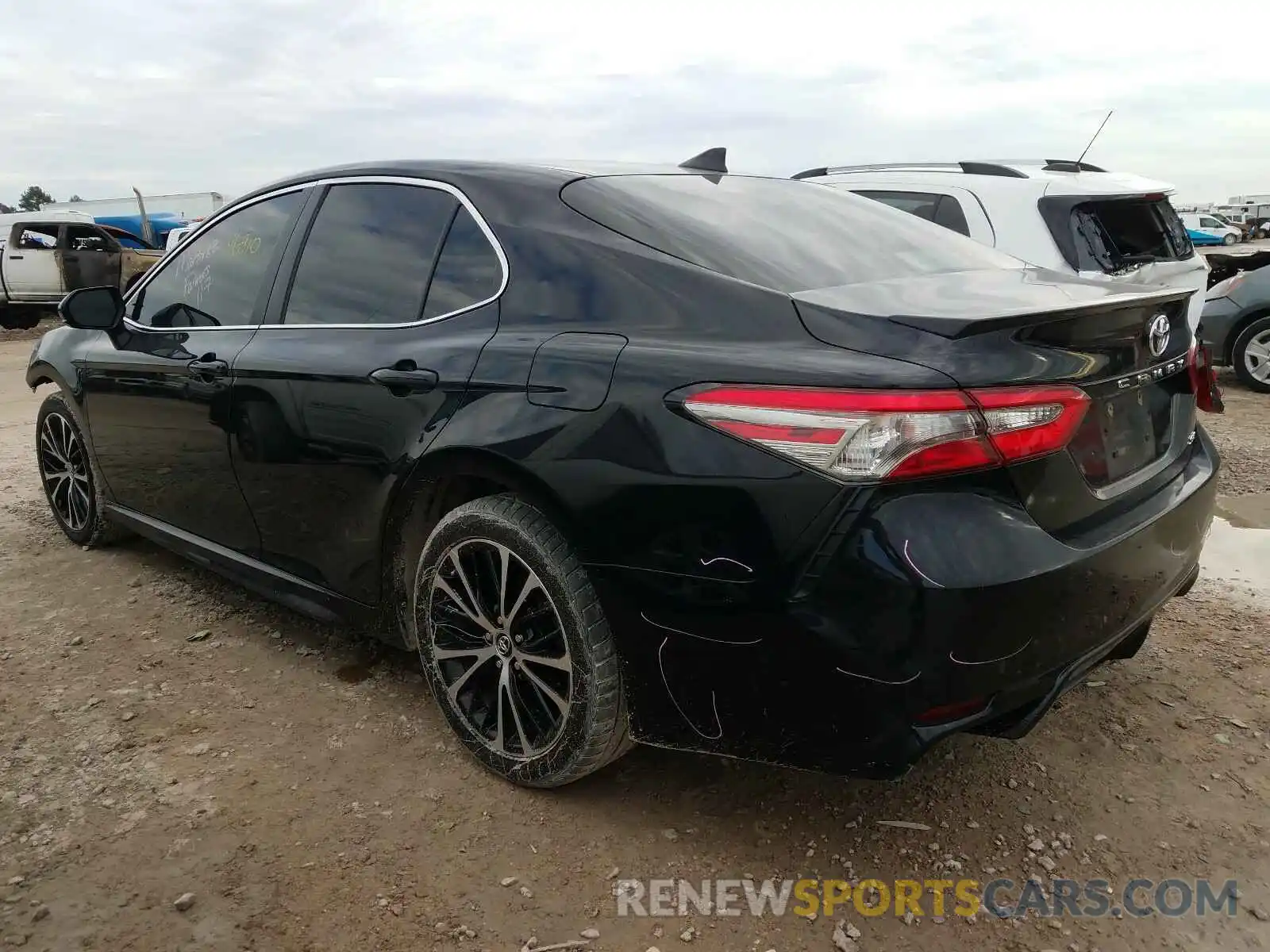 3 Photograph of a damaged car 4T1B11HKXKU178152 TOYOTA CAMRY 2019