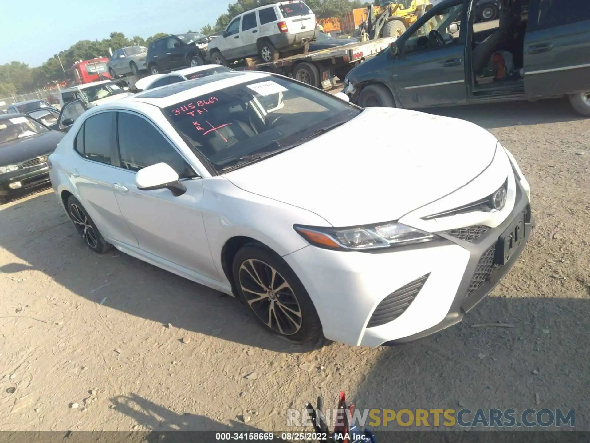 1 Photograph of a damaged car 4T1B11HKXKU178250 TOYOTA CAMRY 2019