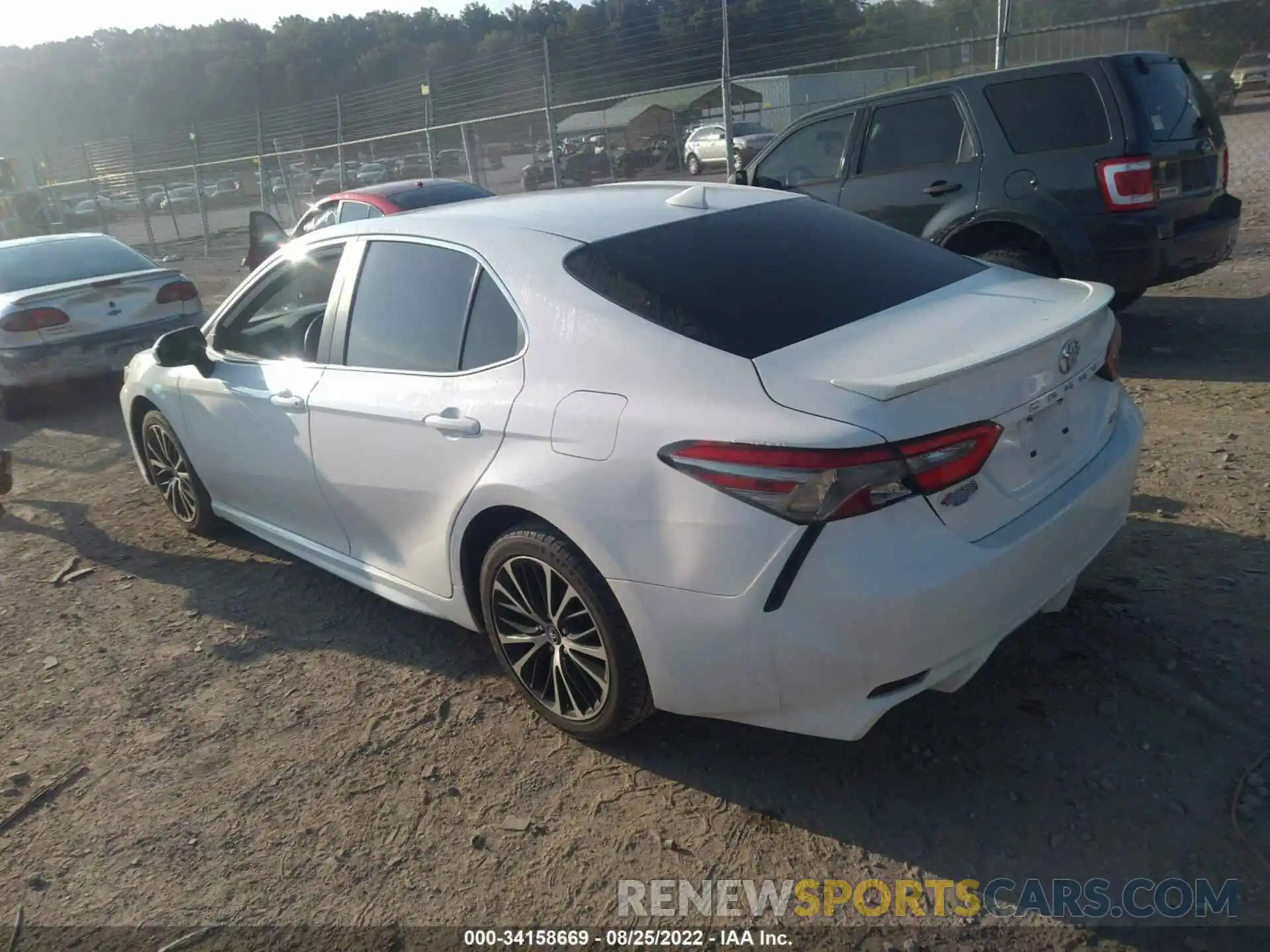 3 Photograph of a damaged car 4T1B11HKXKU178250 TOYOTA CAMRY 2019