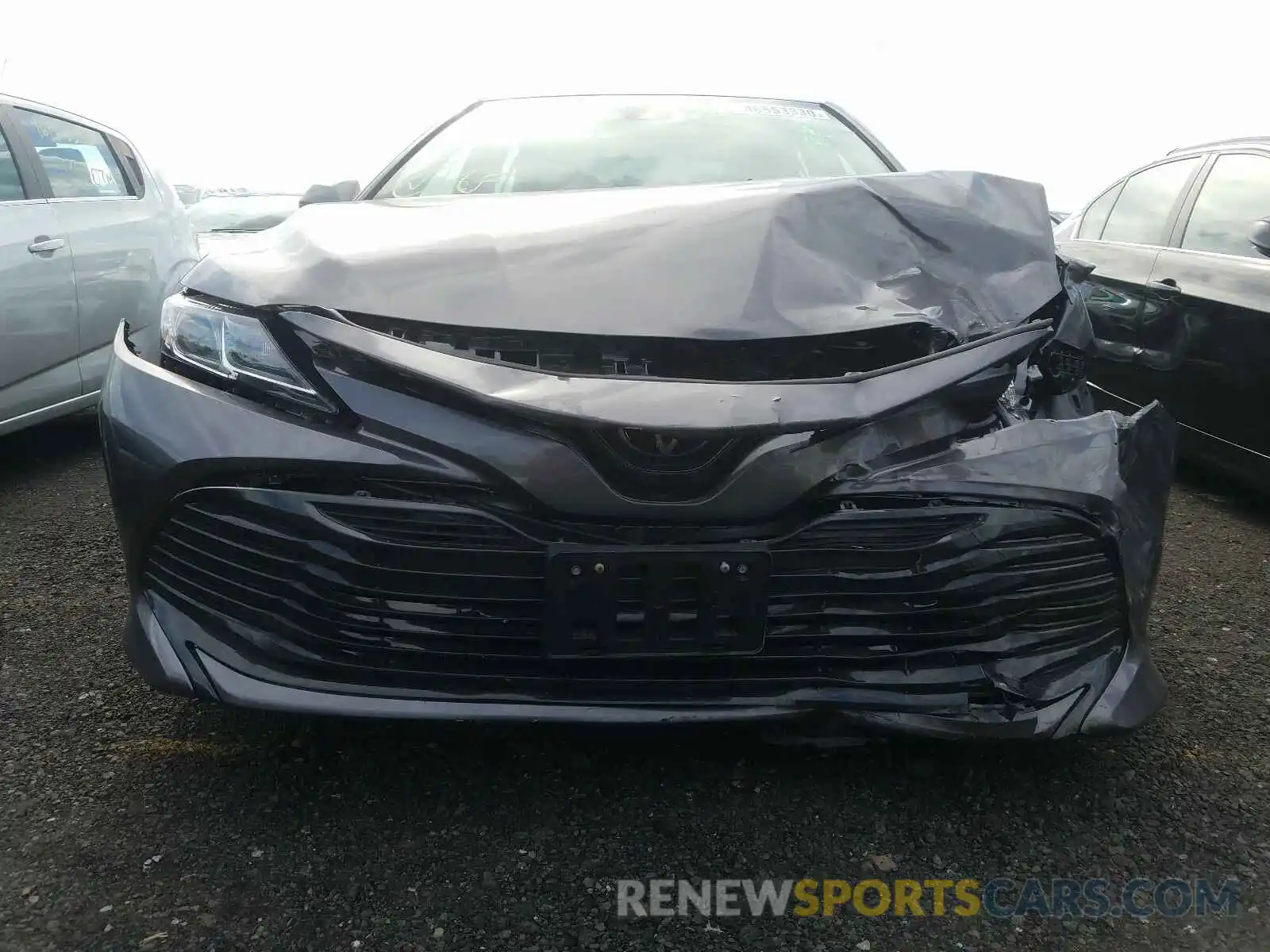 9 Photograph of a damaged car 4T1B11HKXKU180242 TOYOTA CAMRY 2019