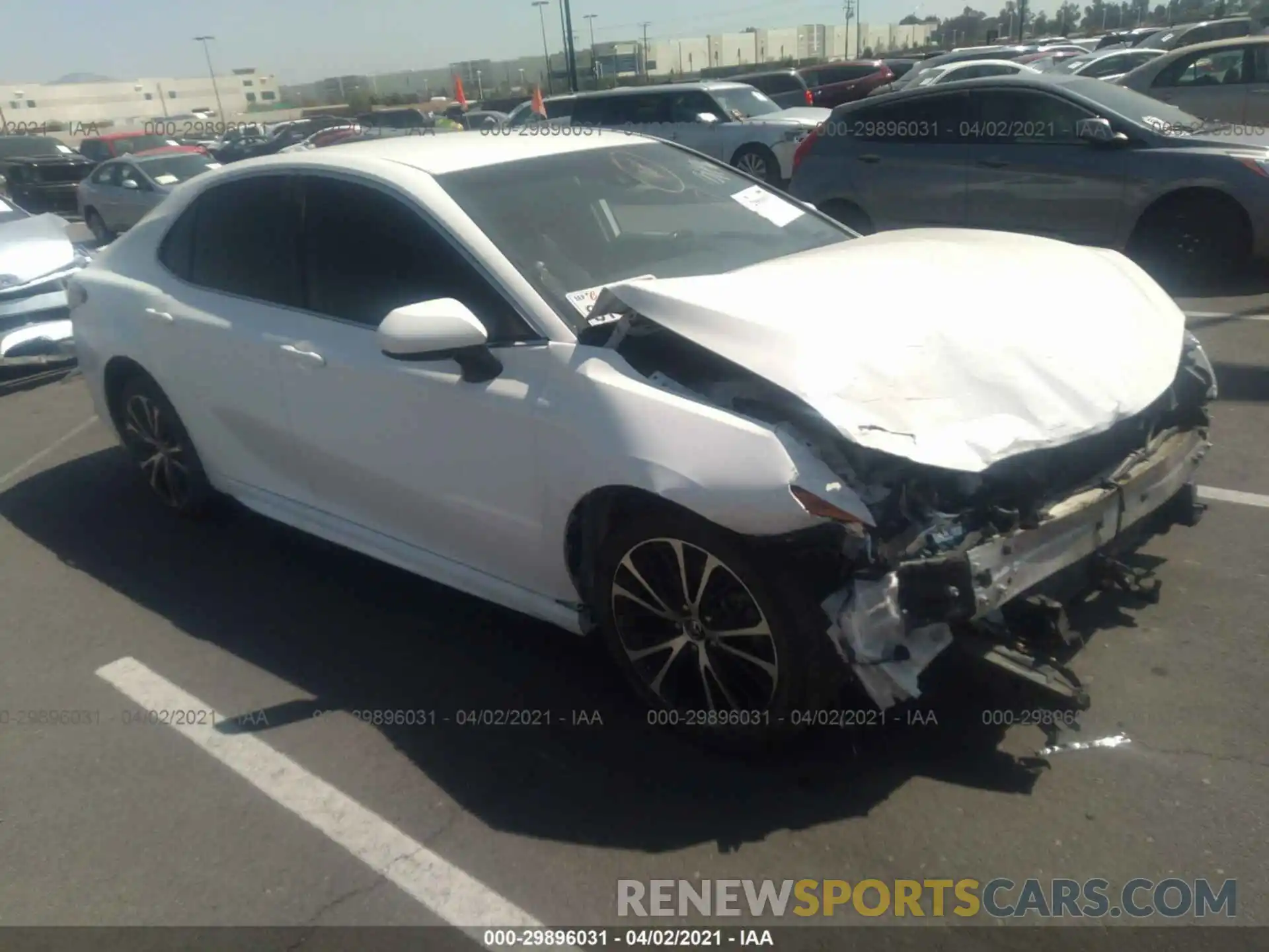 1 Photograph of a damaged car 4T1B11HKXKU180659 TOYOTA CAMRY 2019