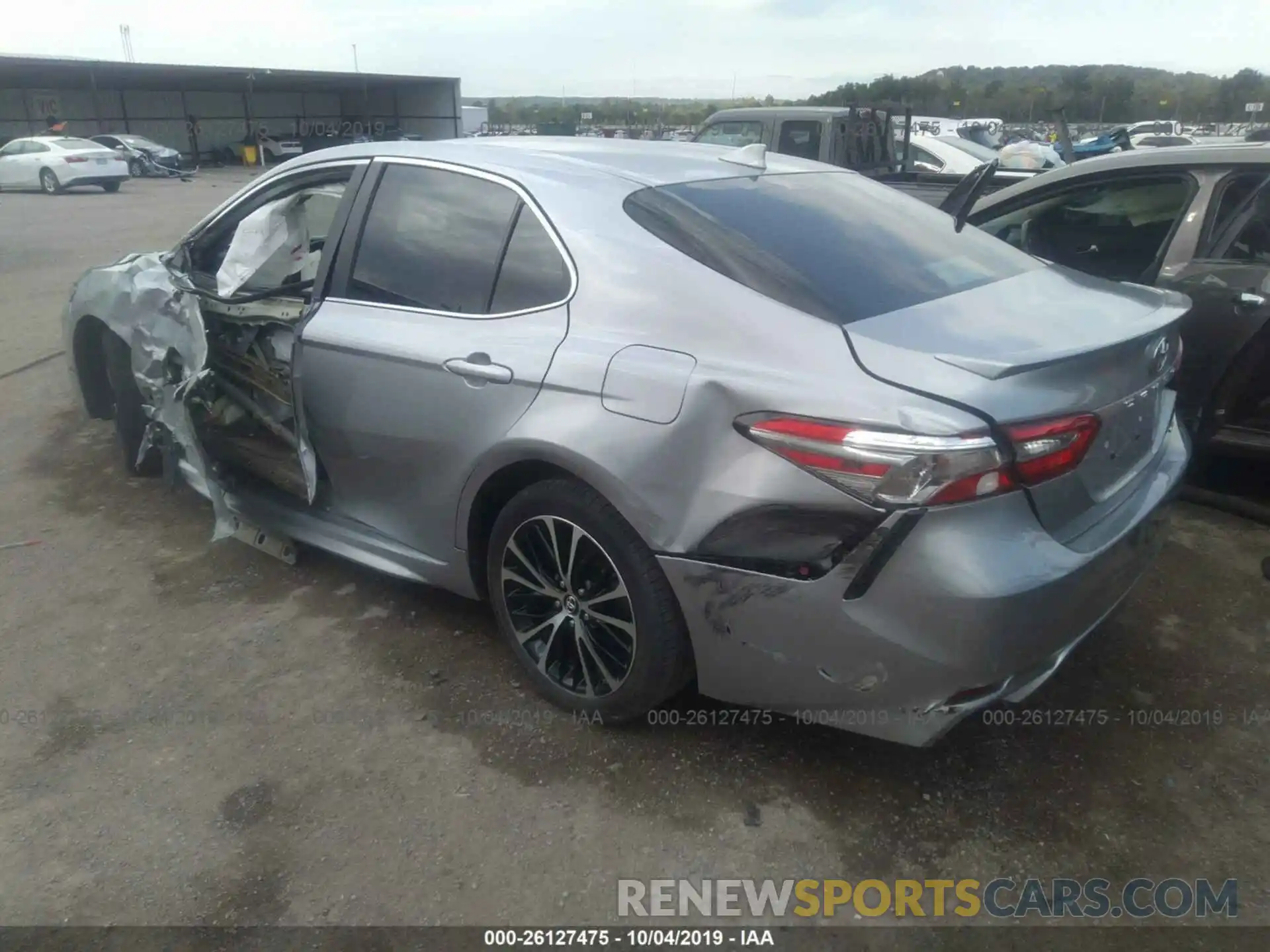 3 Photograph of a damaged car 4T1B11HKXKU180841 TOYOTA CAMRY 2019