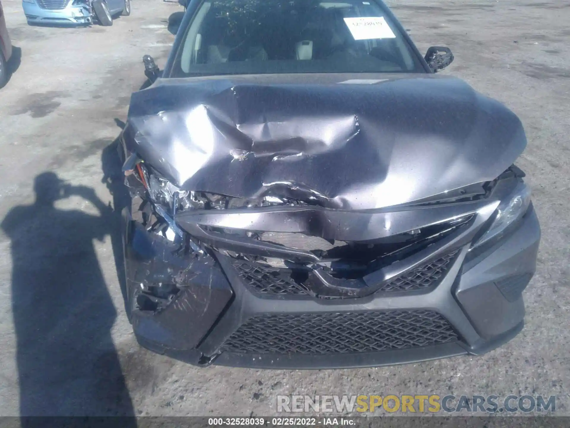 6 Photograph of a damaged car 4T1B11HKXKU181701 TOYOTA CAMRY 2019