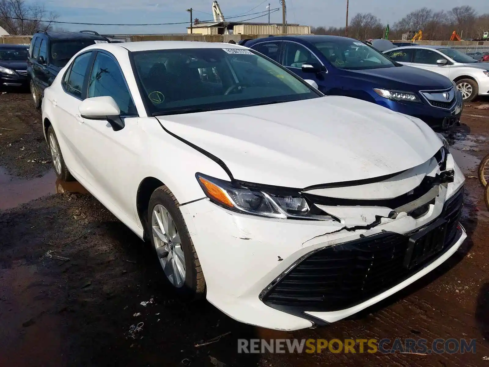 1 Photograph of a damaged car 4T1B11HKXKU181732 TOYOTA CAMRY 2019