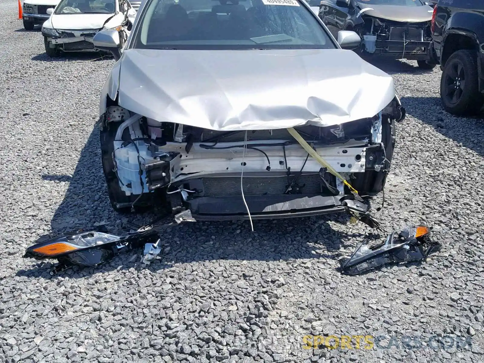 9 Photograph of a damaged car 4T1B11HKXKU184565 TOYOTA CAMRY 2019