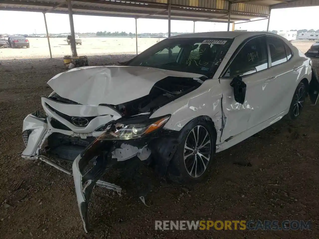 2 Photograph of a damaged car 4T1B11HKXKU184842 TOYOTA CAMRY 2019