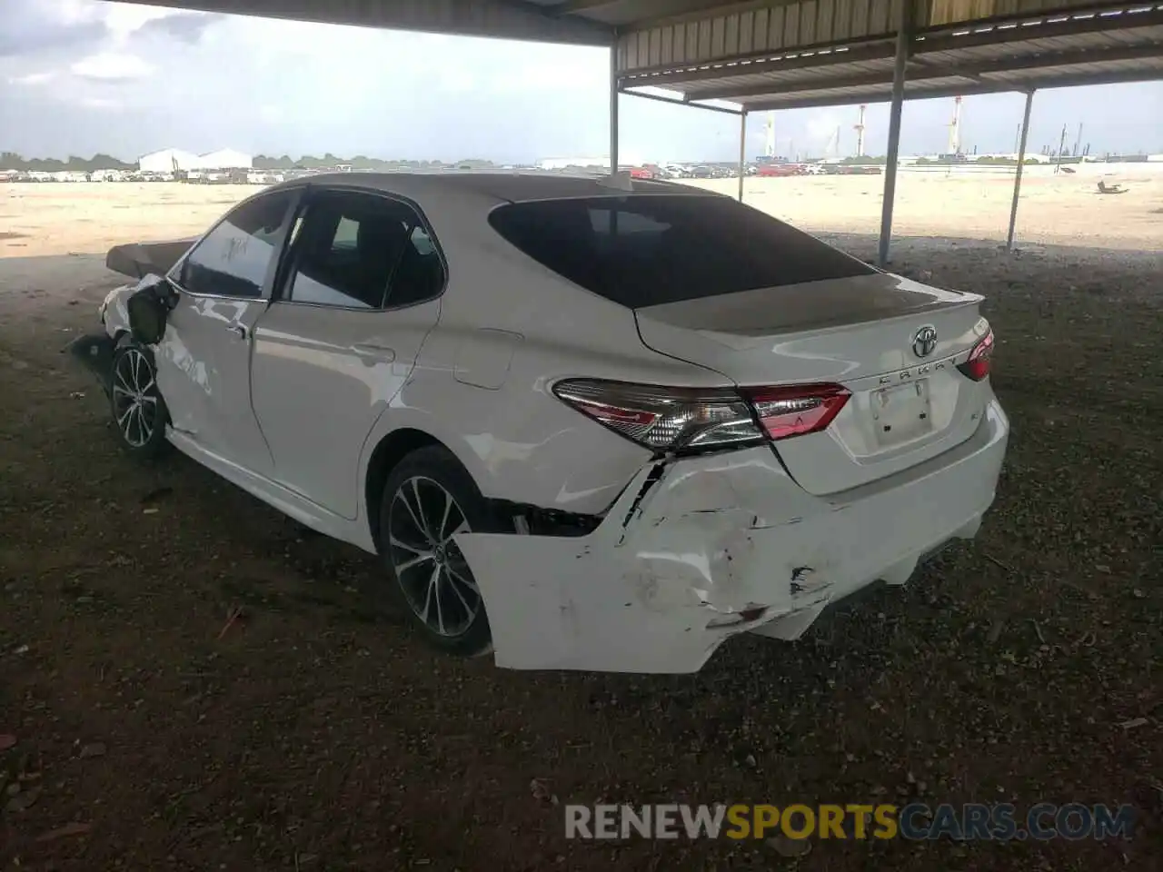 3 Photograph of a damaged car 4T1B11HKXKU184842 TOYOTA CAMRY 2019