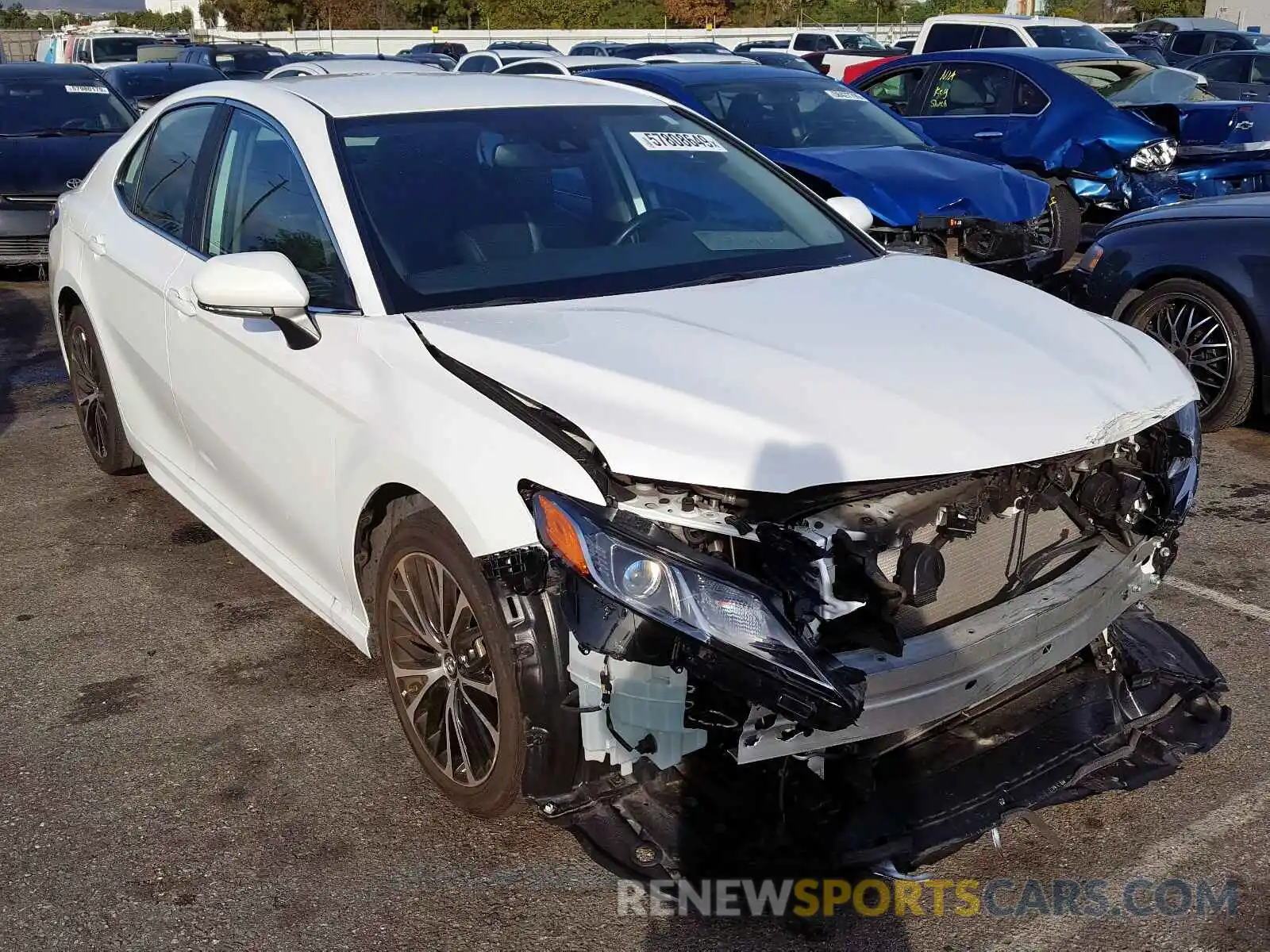 1 Photograph of a damaged car 4T1B11HKXKU184971 TOYOTA CAMRY 2019