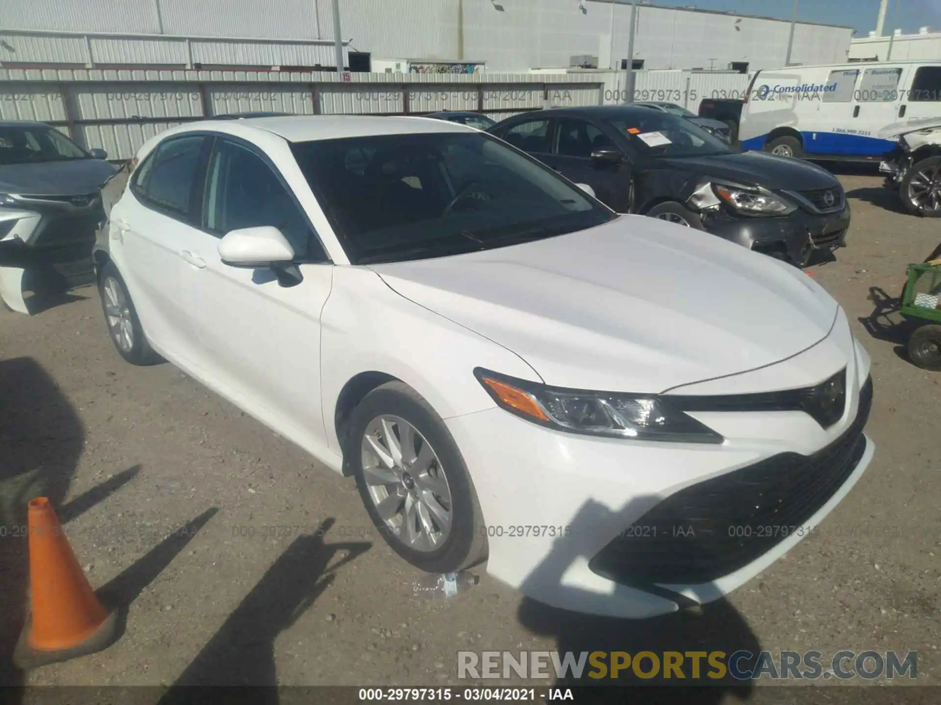 1 Photograph of a damaged car 4T1B11HKXKU185277 TOYOTA CAMRY 2019