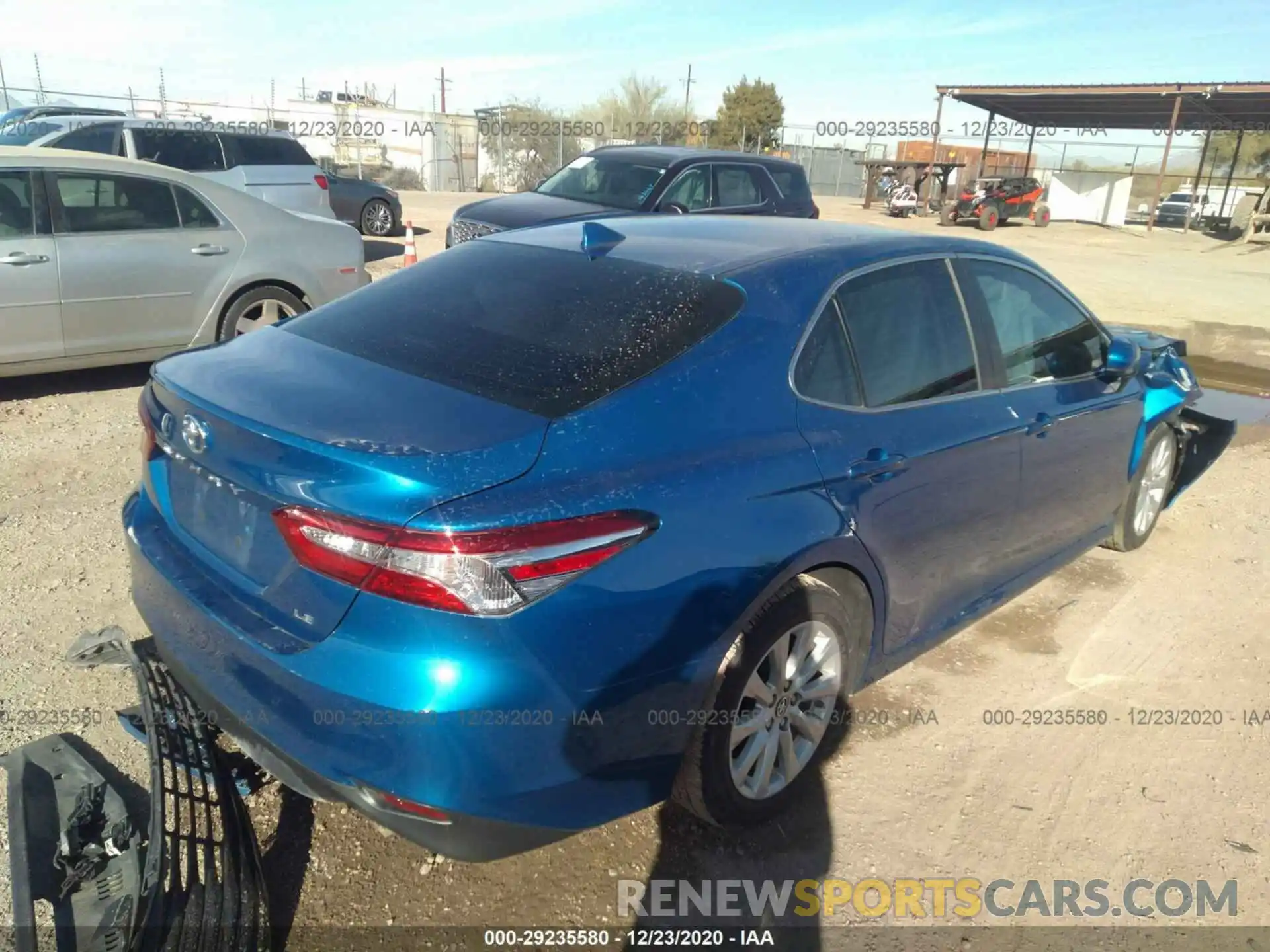 4 Photograph of a damaged car 4T1B11HKXKU186171 TOYOTA CAMRY 2019