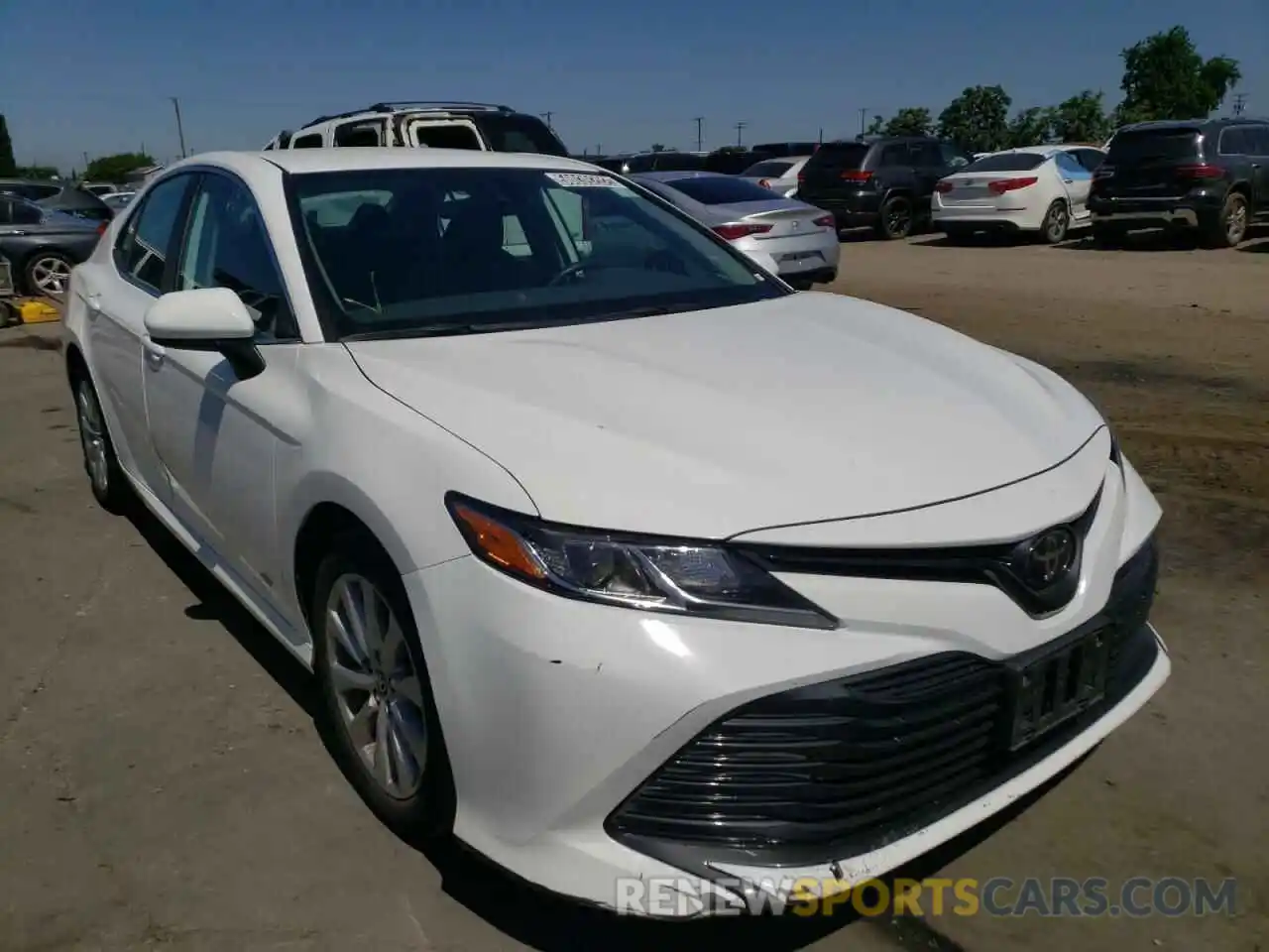 1 Photograph of a damaged car 4T1B11HKXKU186428 TOYOTA CAMRY 2019