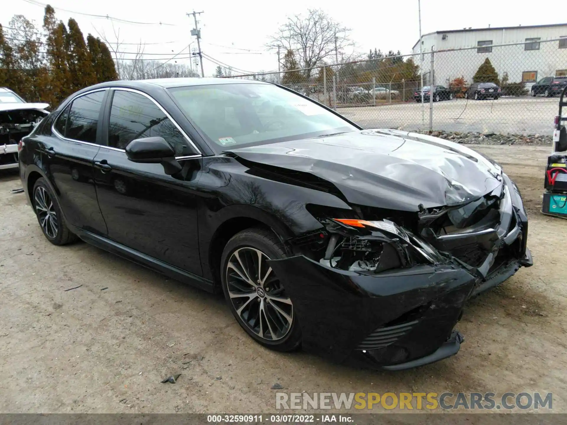 1 Photograph of a damaged car 4T1B11HKXKU188356 TOYOTA CAMRY 2019