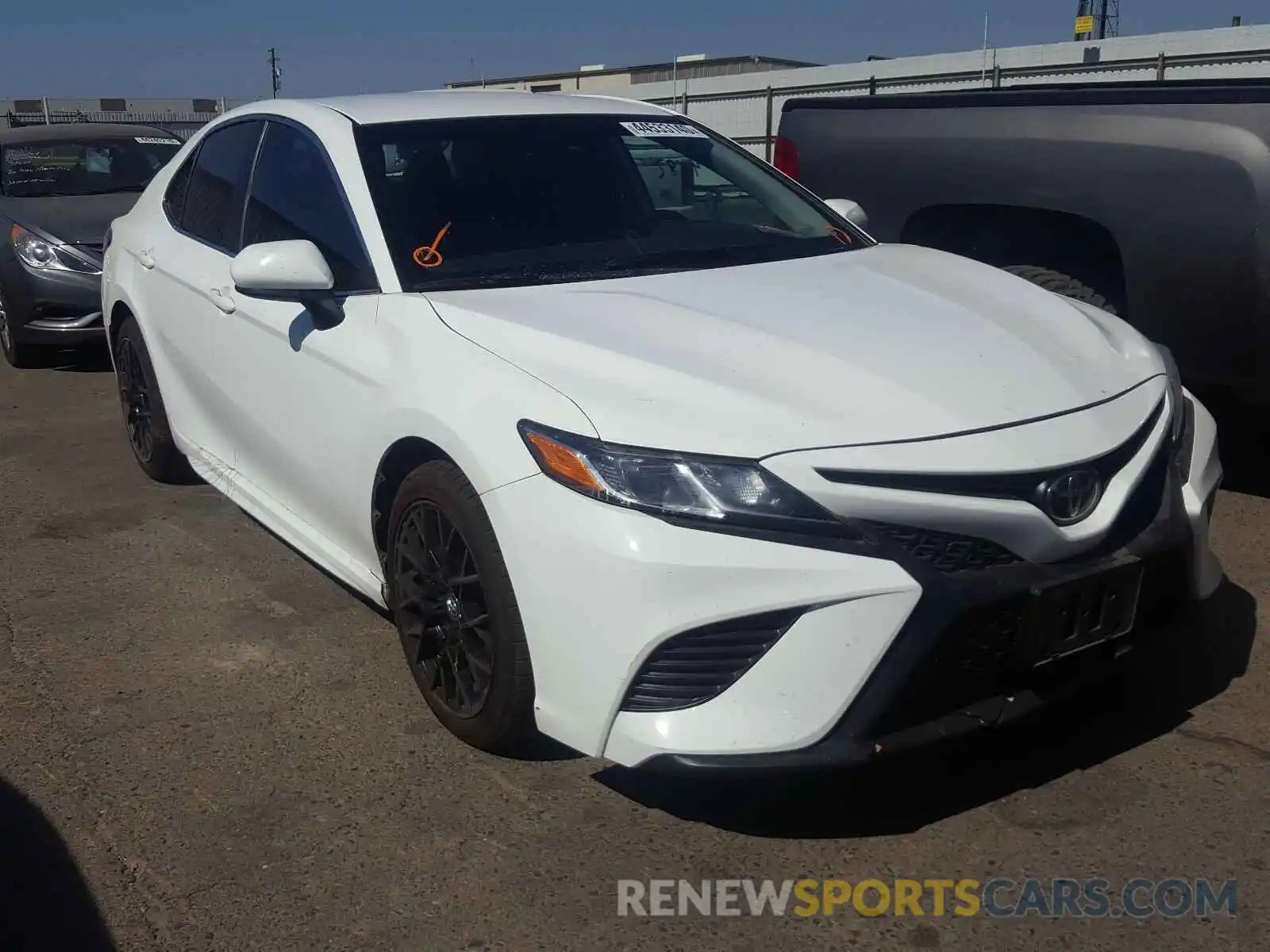 1 Photograph of a damaged car 4T1B11HKXKU188745 TOYOTA CAMRY 2019