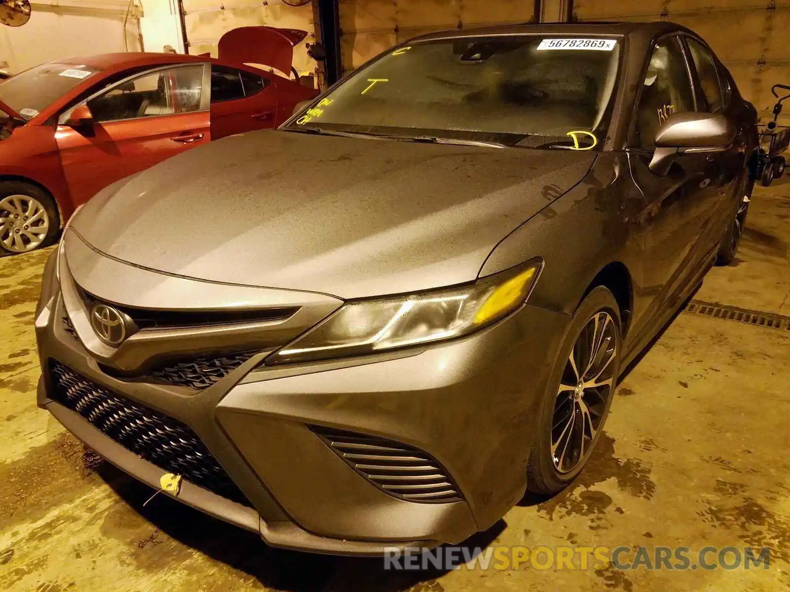 2 Photograph of a damaged car 4T1B11HKXKU190107 TOYOTA CAMRY 2019