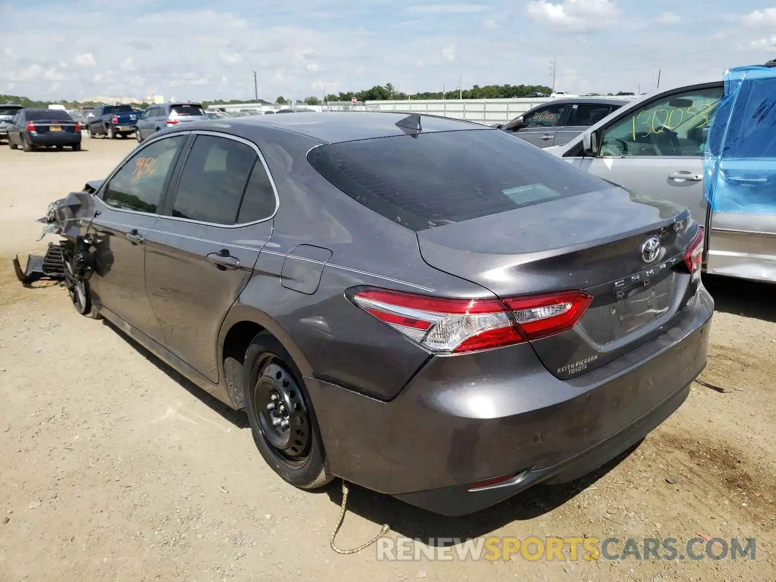 3 Photograph of a damaged car 4T1B11HKXKU190432 TOYOTA CAMRY 2019