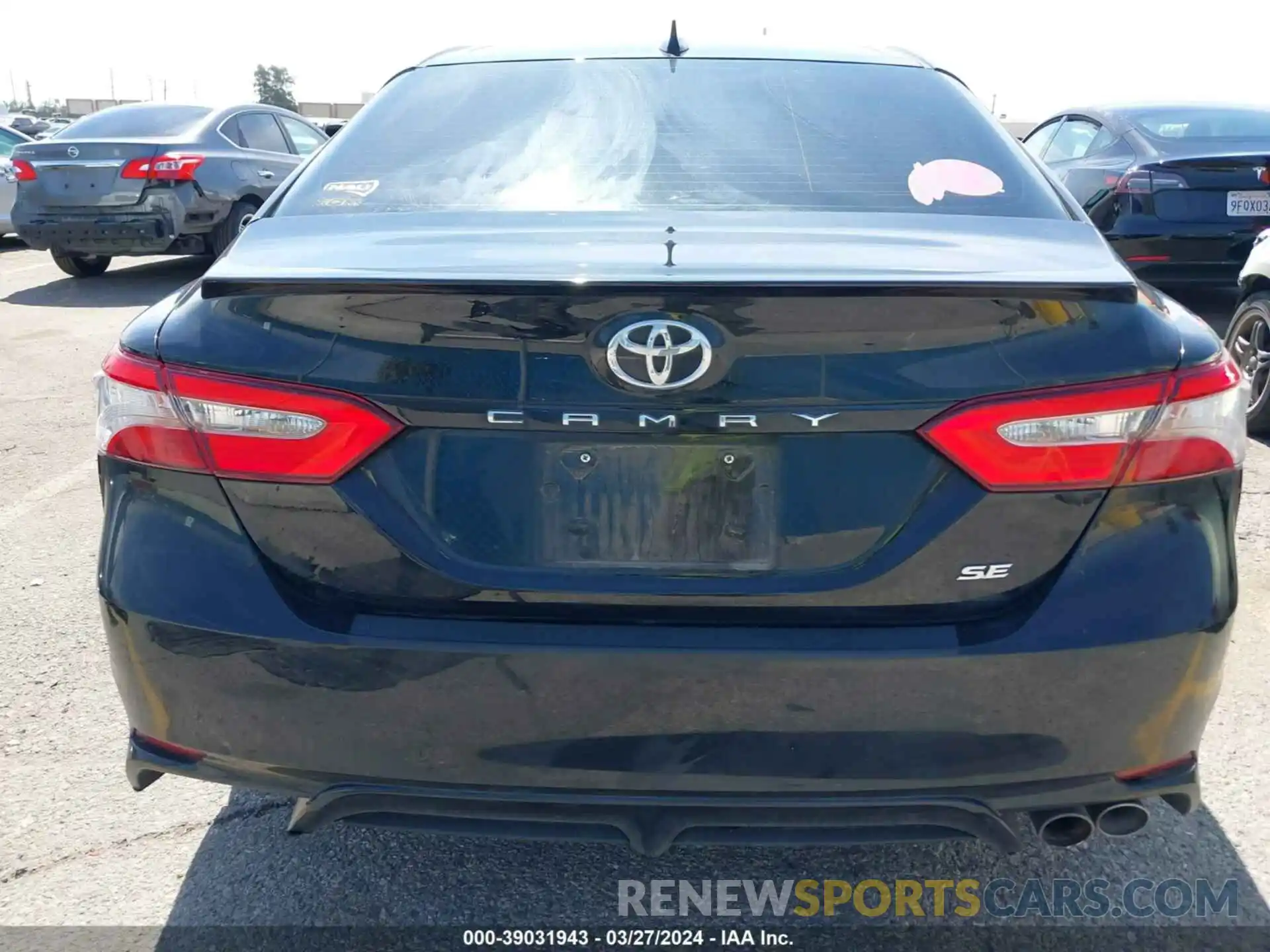 17 Photograph of a damaged car 4T1B11HKXKU190897 TOYOTA CAMRY 2019