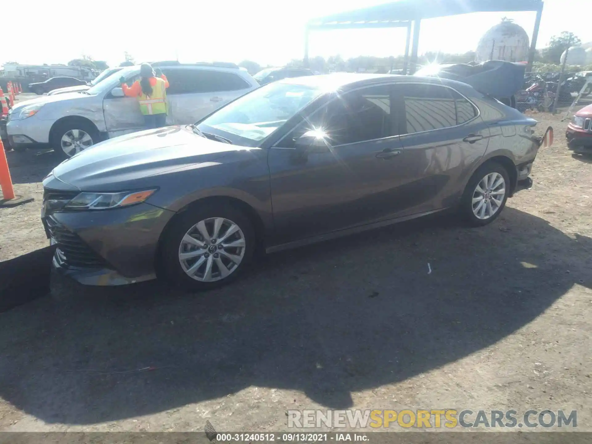 2 Photograph of a damaged car 4T1B11HKXKU191063 TOYOTA CAMRY 2019