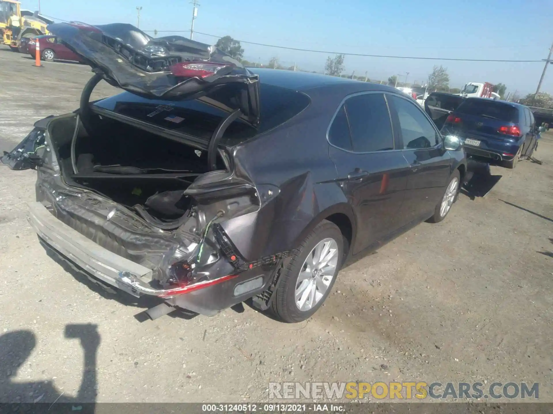 4 Photograph of a damaged car 4T1B11HKXKU191063 TOYOTA CAMRY 2019