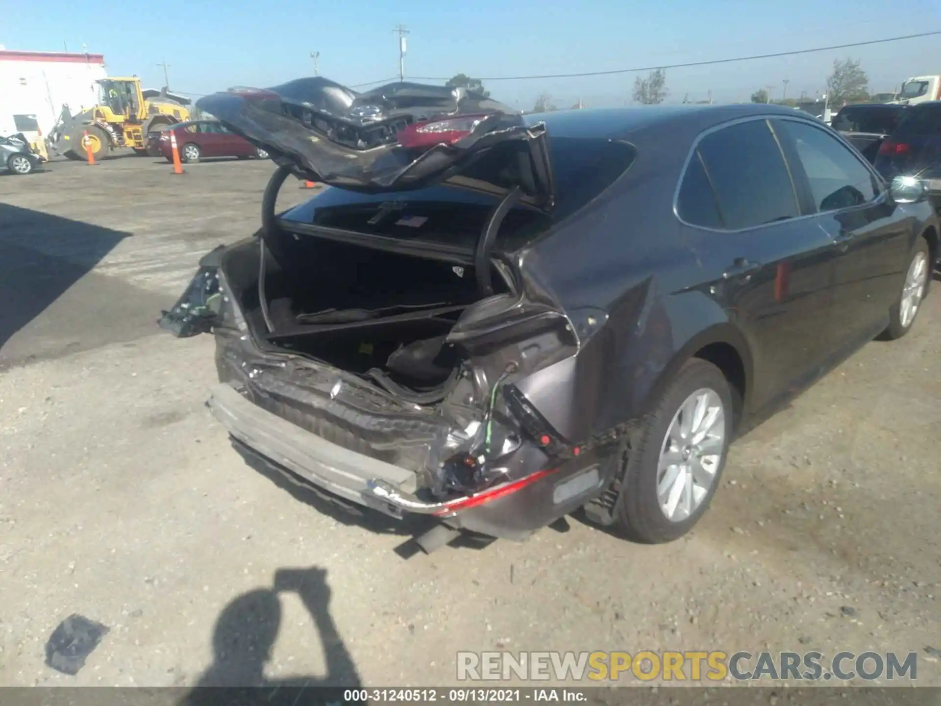 6 Photograph of a damaged car 4T1B11HKXKU191063 TOYOTA CAMRY 2019