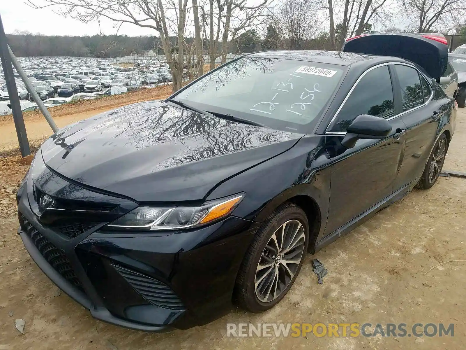 2 Photograph of a damaged car 4T1B11HKXKU191256 TOYOTA CAMRY 2019