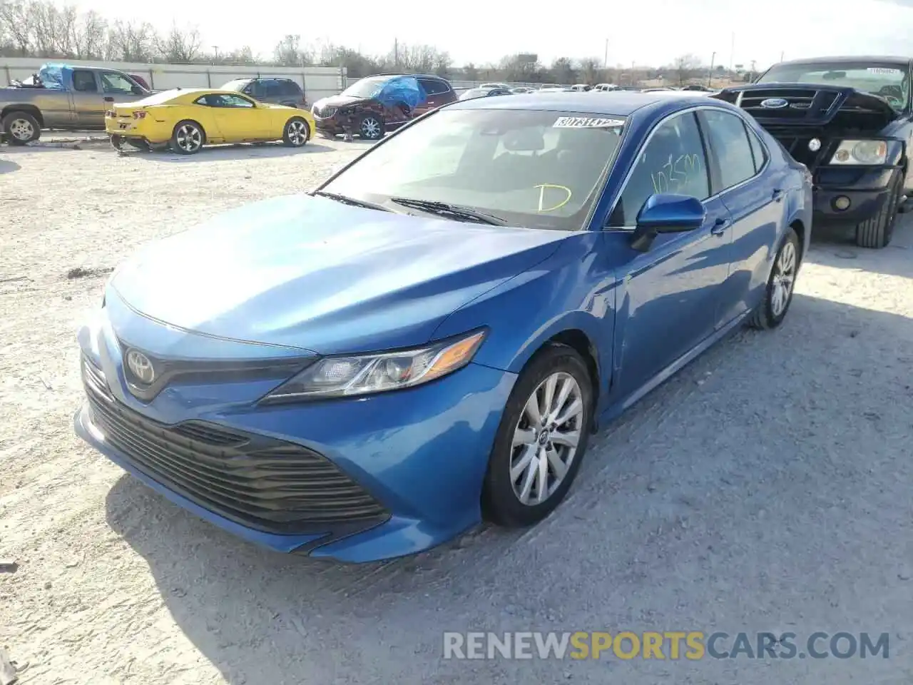 2 Photograph of a damaged car 4T1B11HKXKU192830 TOYOTA CAMRY 2019