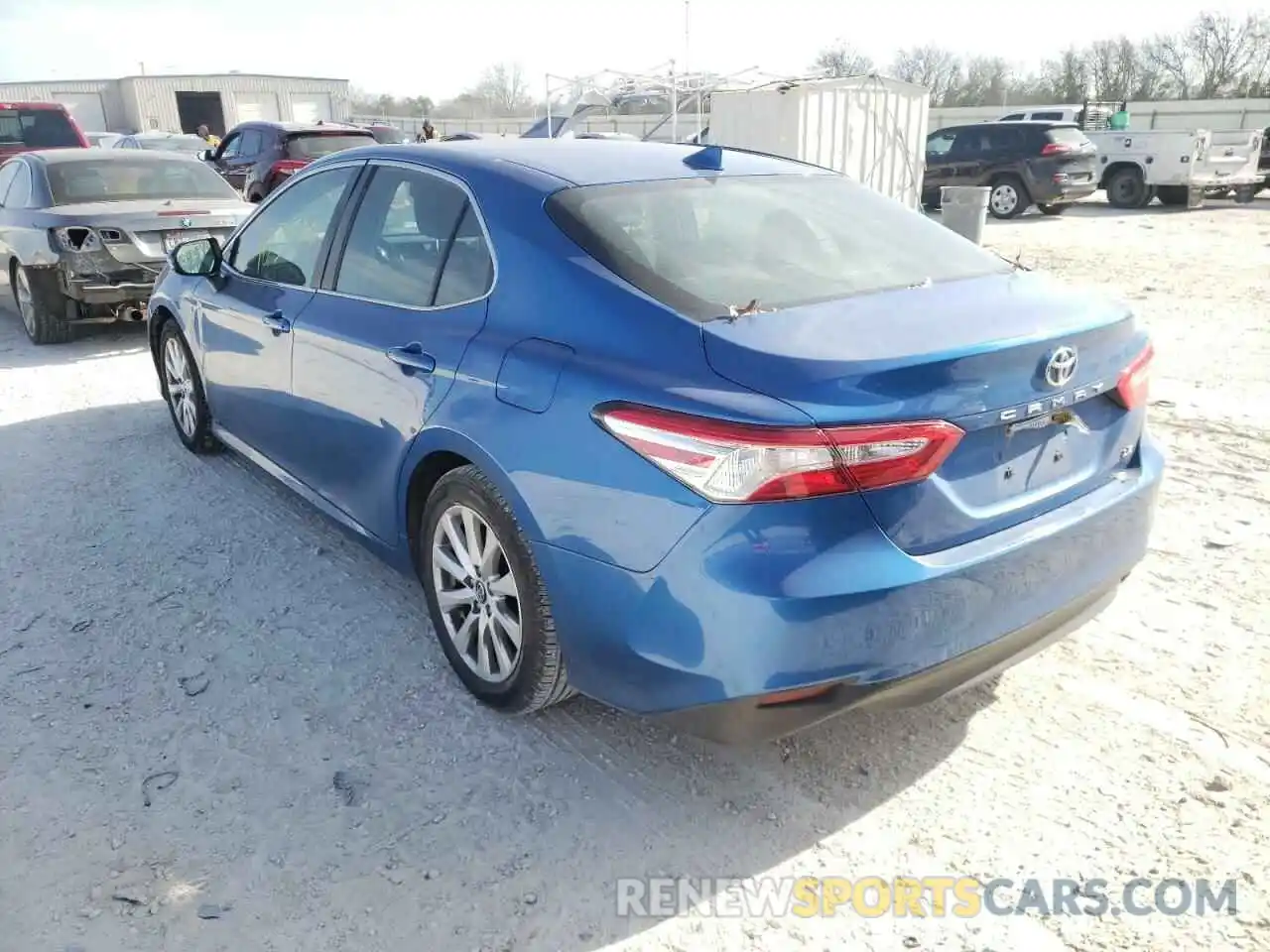 3 Photograph of a damaged car 4T1B11HKXKU192830 TOYOTA CAMRY 2019