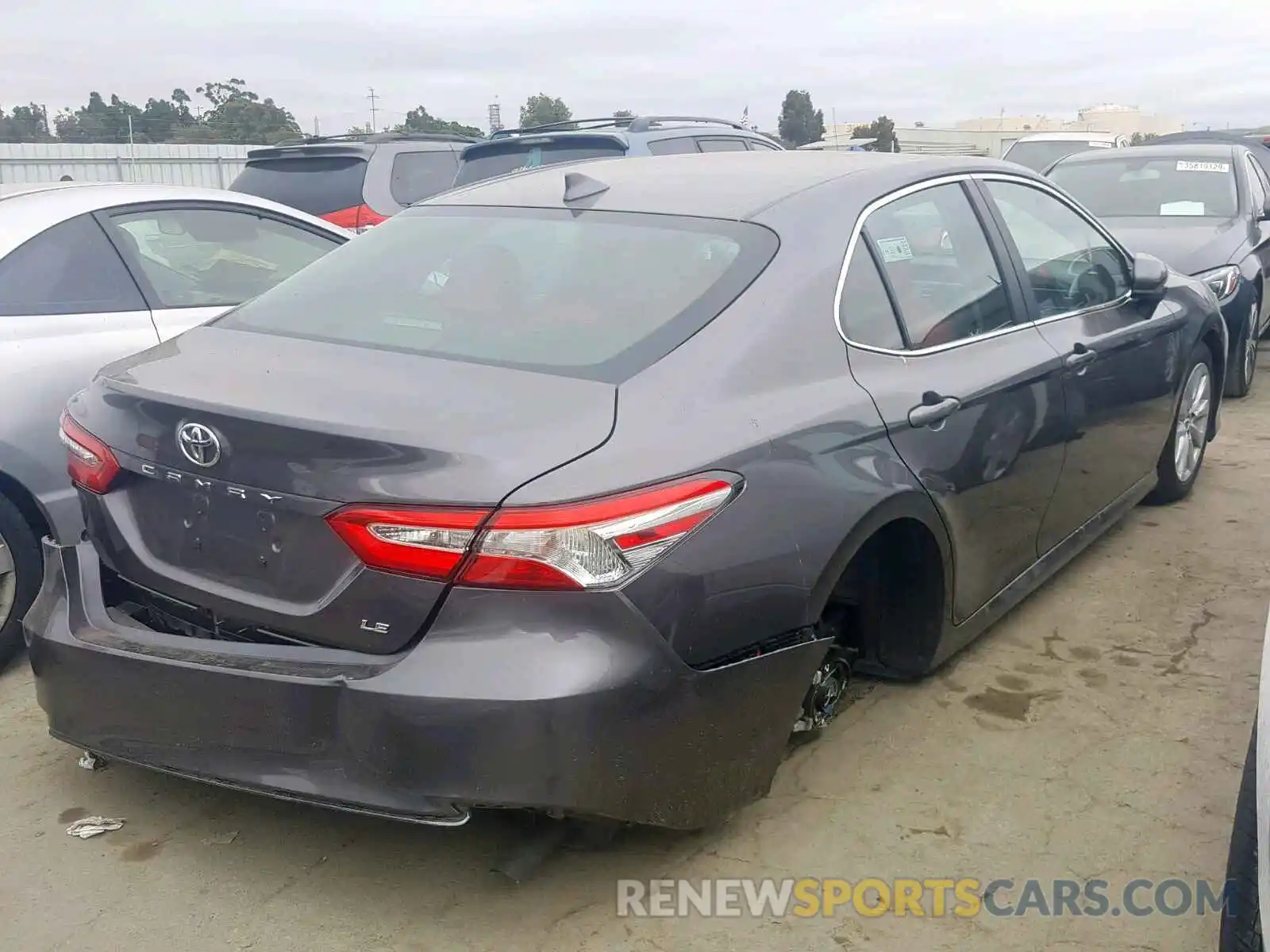 4 Photograph of a damaged car 4T1B11HKXKU193007 TOYOTA CAMRY 2019