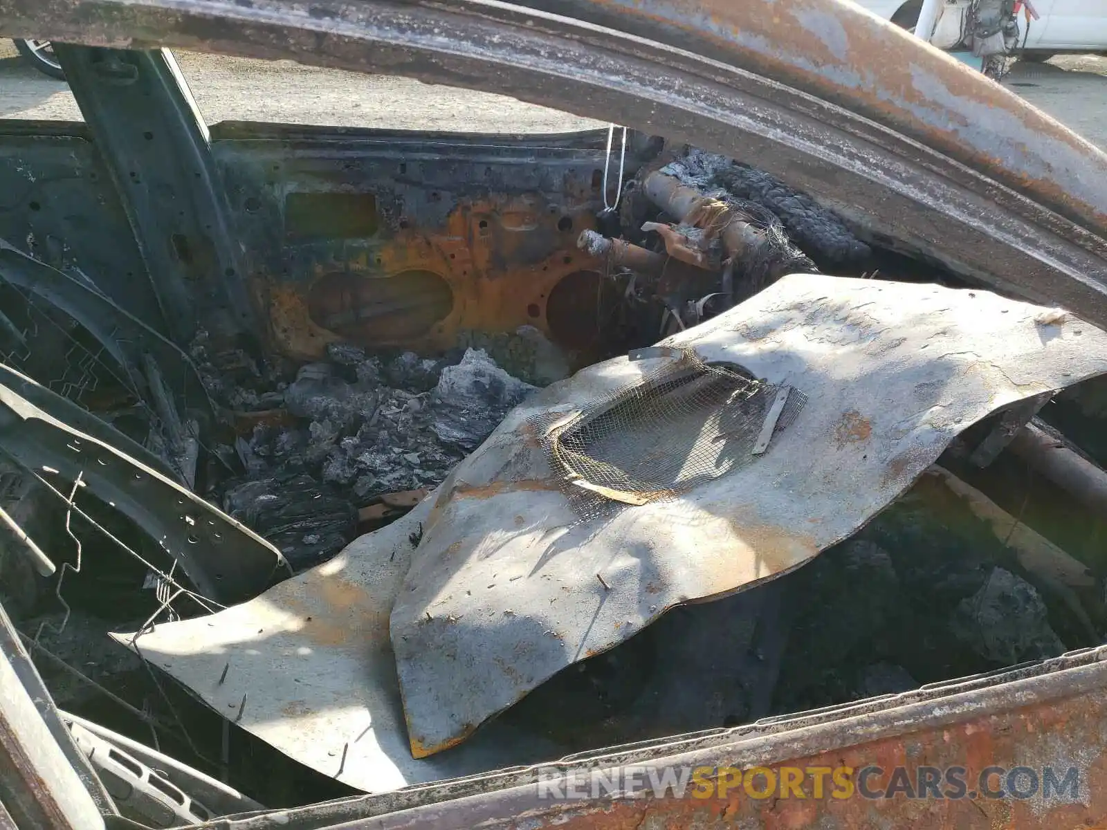 5 Photograph of a damaged car 4T1B11HKXKU193282 TOYOTA CAMRY 2019