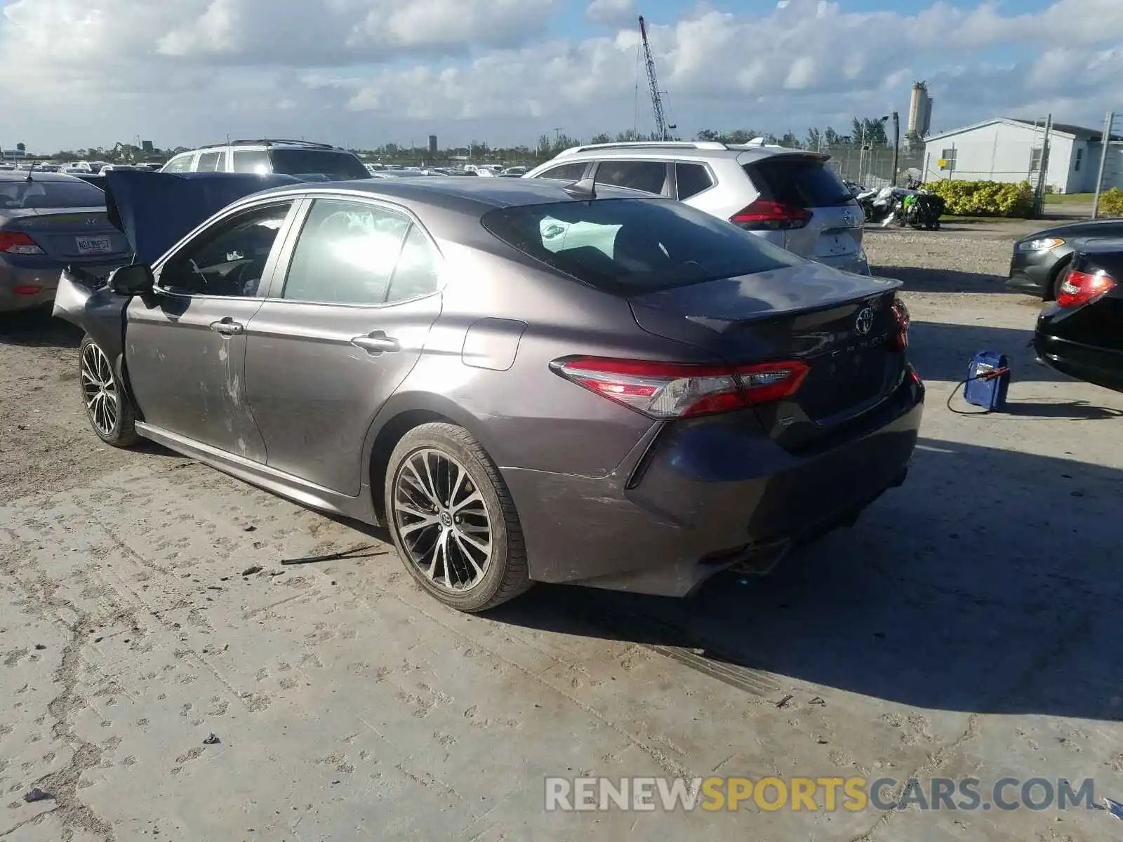 3 Photograph of a damaged car 4T1B11HKXKU193721 TOYOTA CAMRY 2019