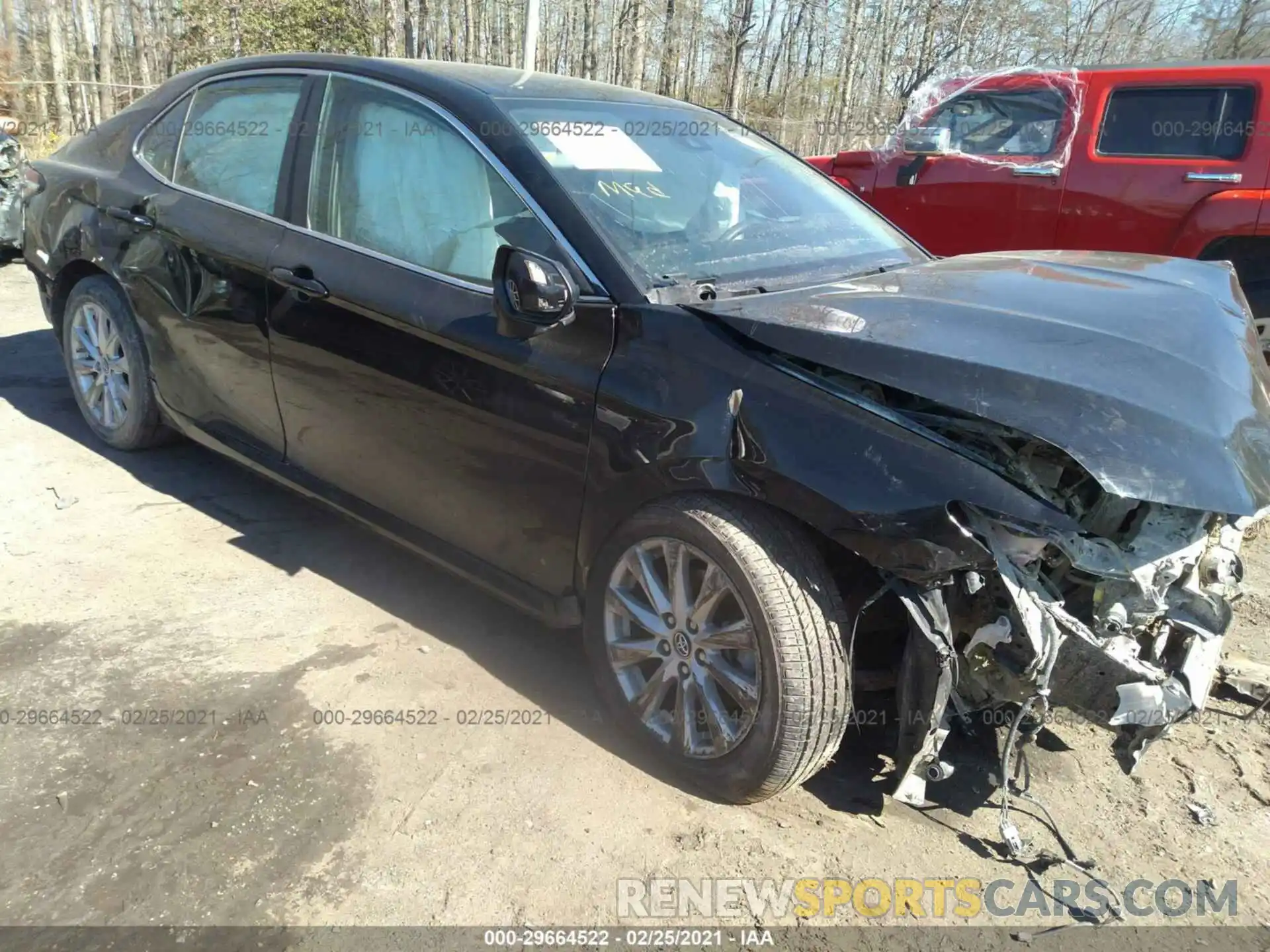 1 Photograph of a damaged car 4T1B11HKXKU195792 TOYOTA CAMRY 2019