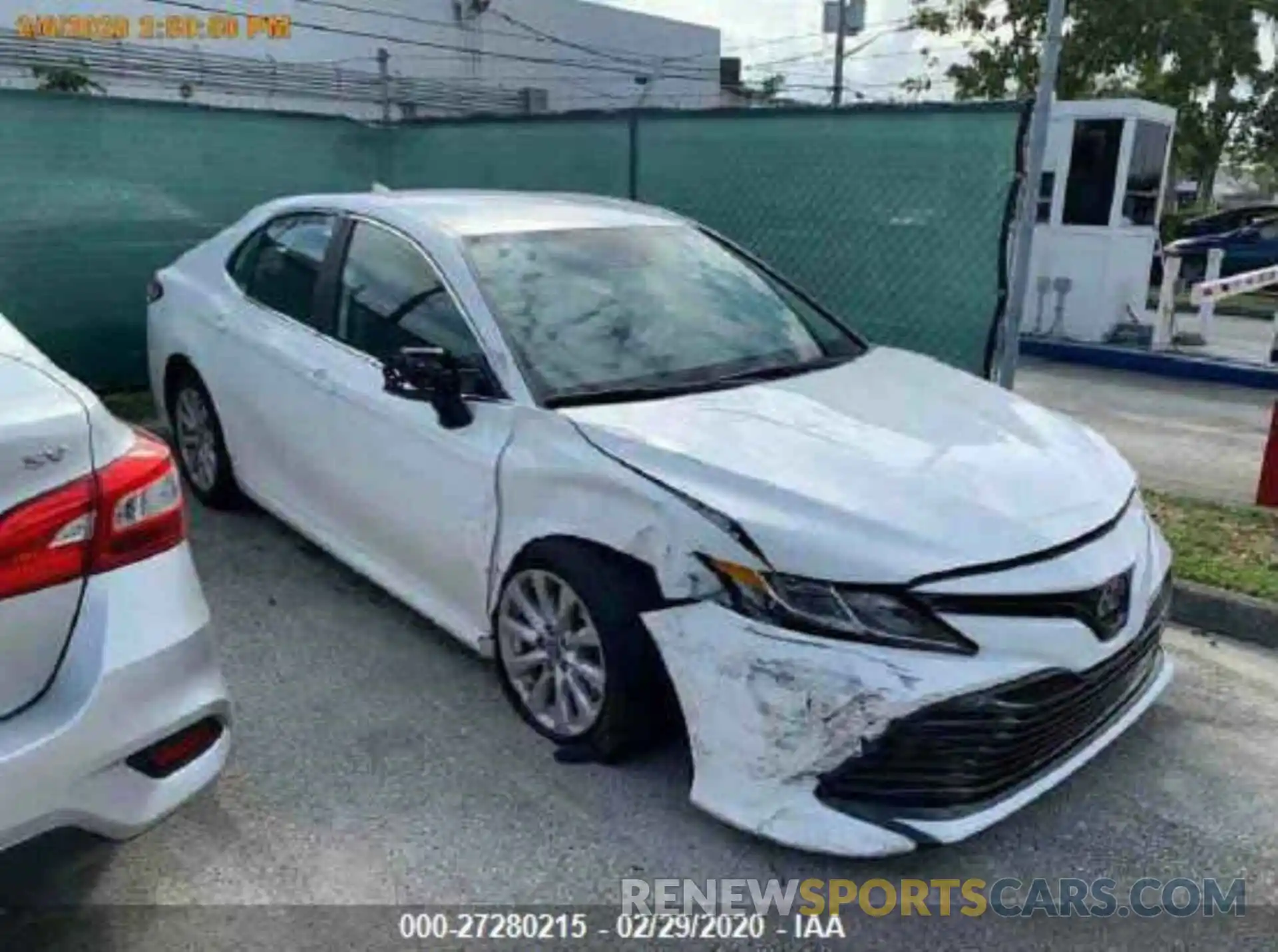 1 Photograph of a damaged car 4T1B11HKXKU196540 TOYOTA CAMRY 2019