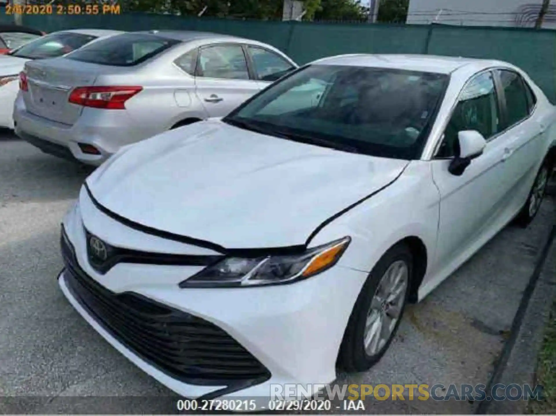 2 Photograph of a damaged car 4T1B11HKXKU196540 TOYOTA CAMRY 2019