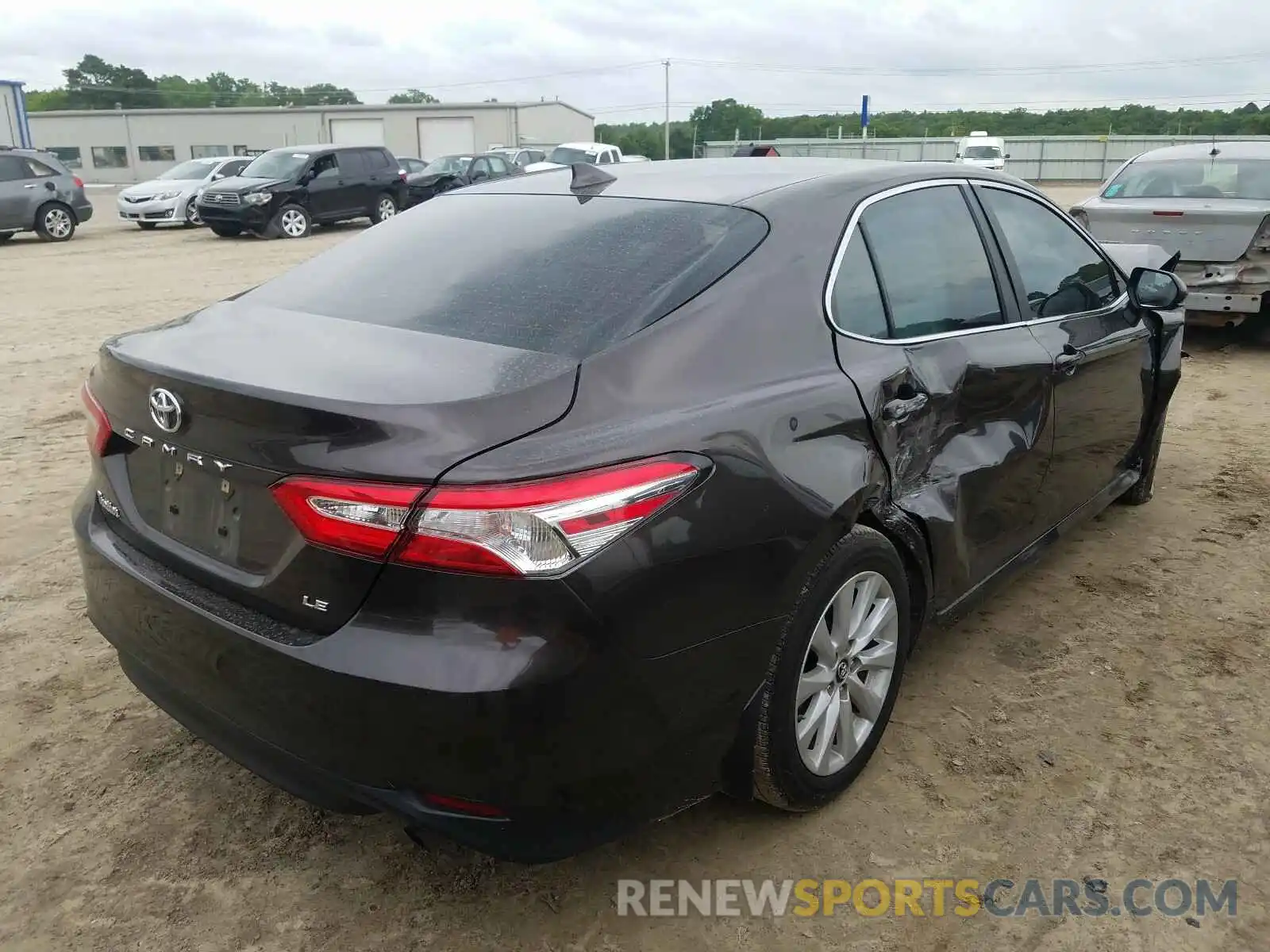 4 Photograph of a damaged car 4T1B11HKXKU196635 TOYOTA CAMRY 2019