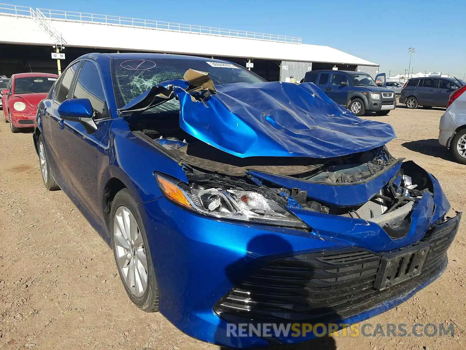 1 Photograph of a damaged car 4T1B11HKXKU198238 TOYOTA CAMRY 2019