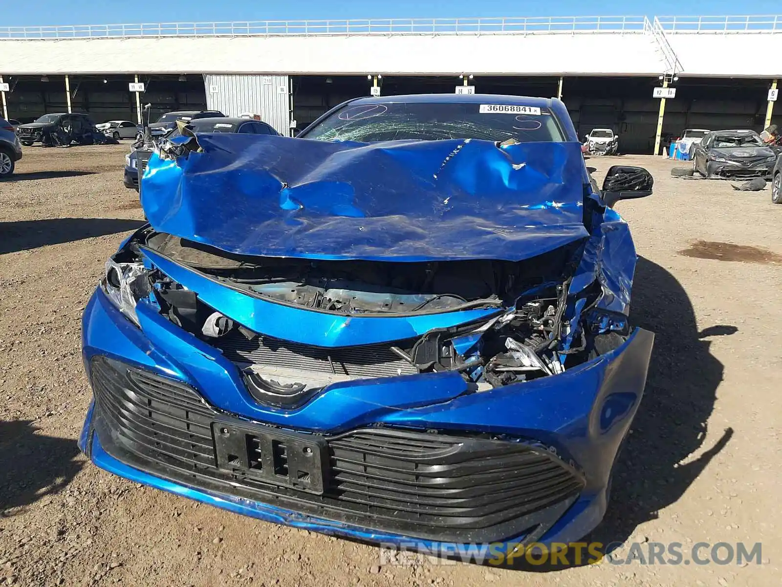 9 Photograph of a damaged car 4T1B11HKXKU198238 TOYOTA CAMRY 2019