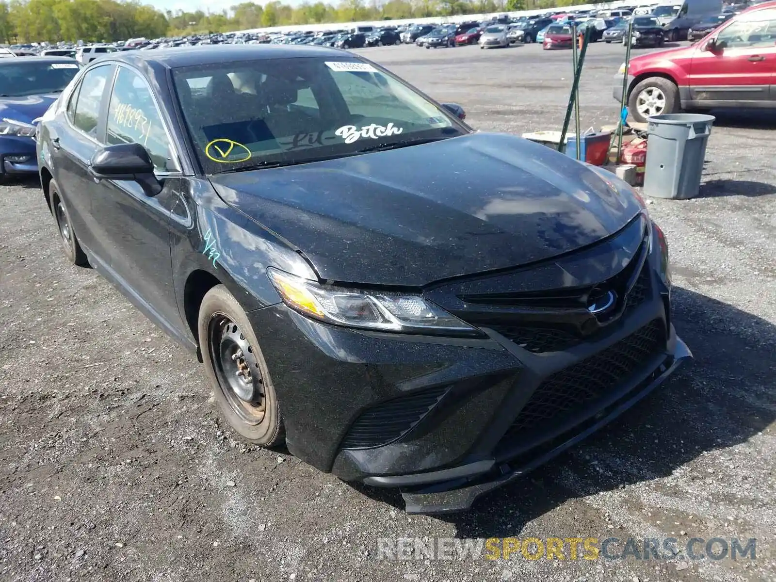 1 Photograph of a damaged car 4T1B11HKXKU198255 TOYOTA CAMRY 2019