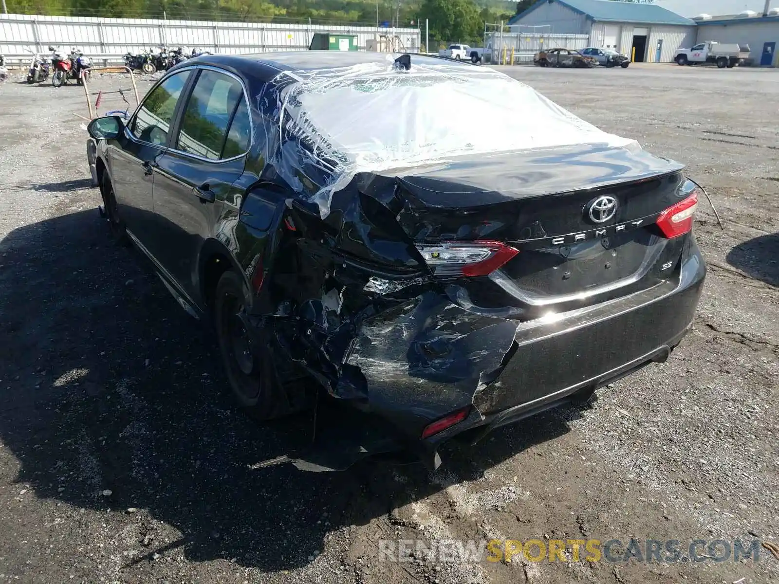 3 Photograph of a damaged car 4T1B11HKXKU198255 TOYOTA CAMRY 2019