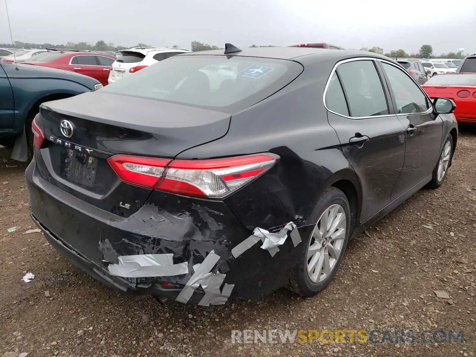 4 Photograph of a damaged car 4T1B11HKXKU198451 TOYOTA CAMRY 2019