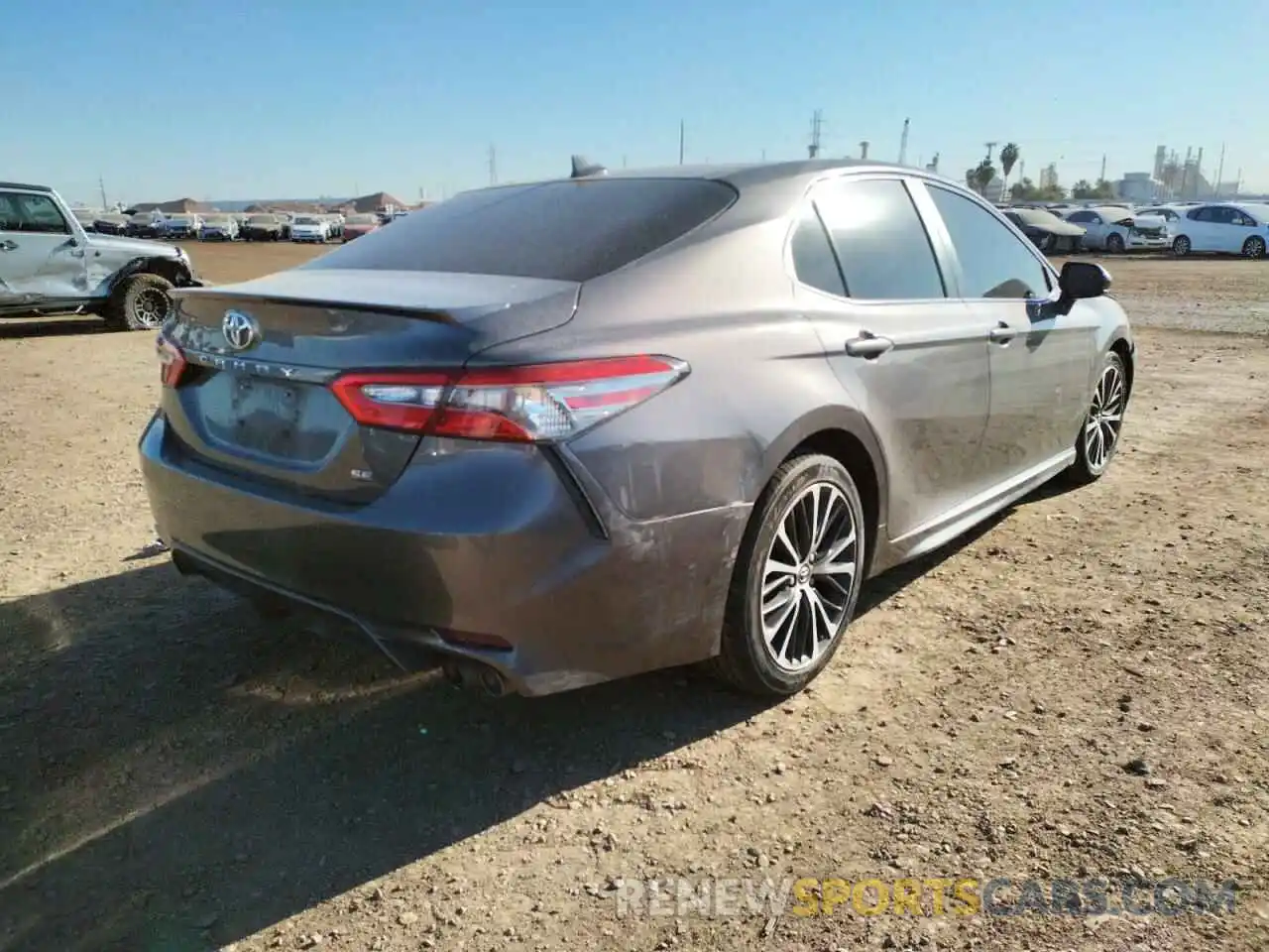 4 Photograph of a damaged car 4T1B11HKXKU200182 TOYOTA CAMRY 2019