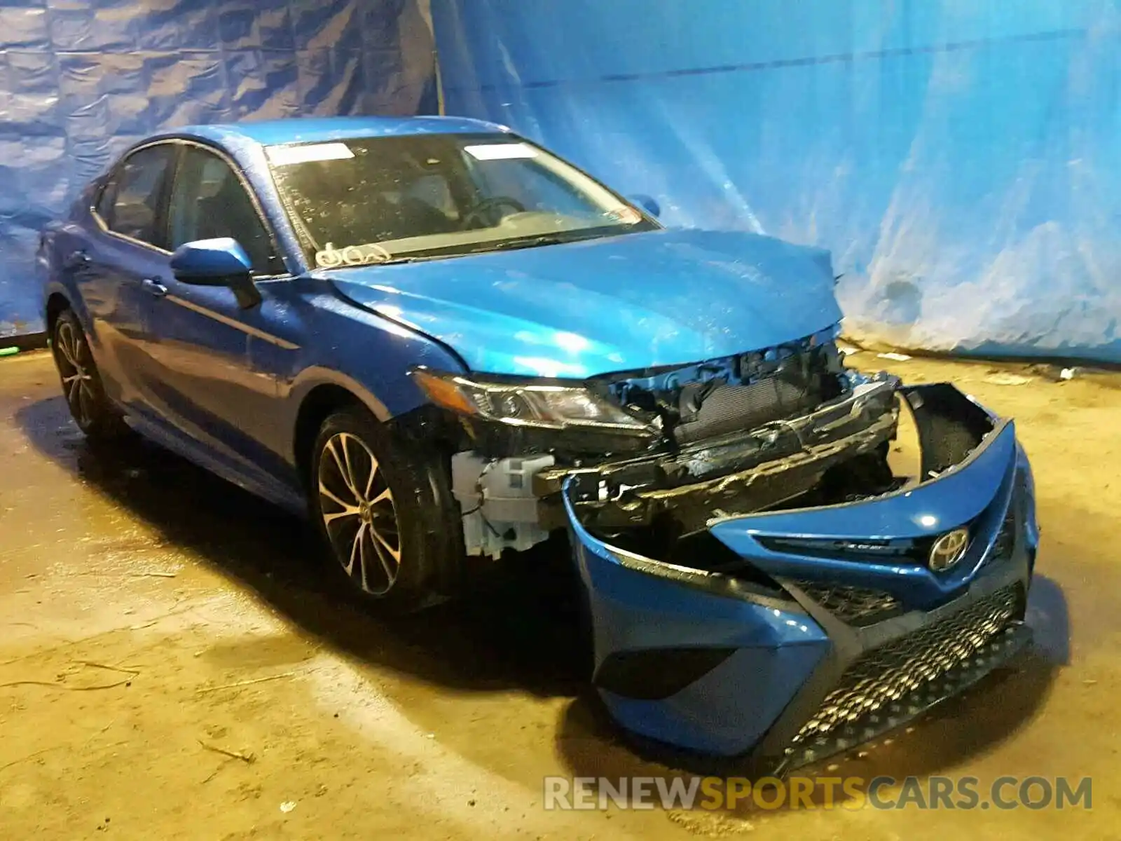 1 Photograph of a damaged car 4T1B11HKXKU200618 TOYOTA CAMRY 2019