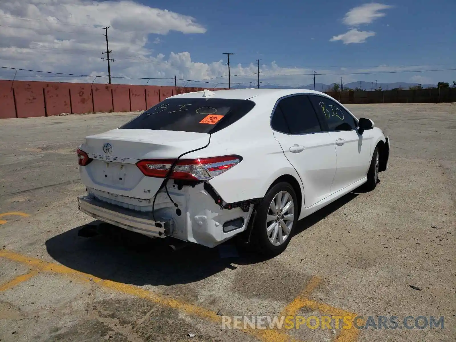 4 Photograph of a damaged car 4T1B11HKXKU201039 TOYOTA CAMRY 2019