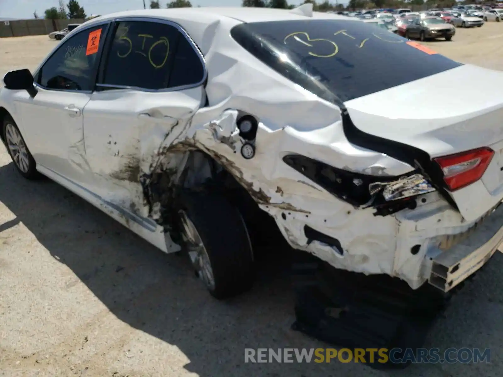 9 Photograph of a damaged car 4T1B11HKXKU201039 TOYOTA CAMRY 2019